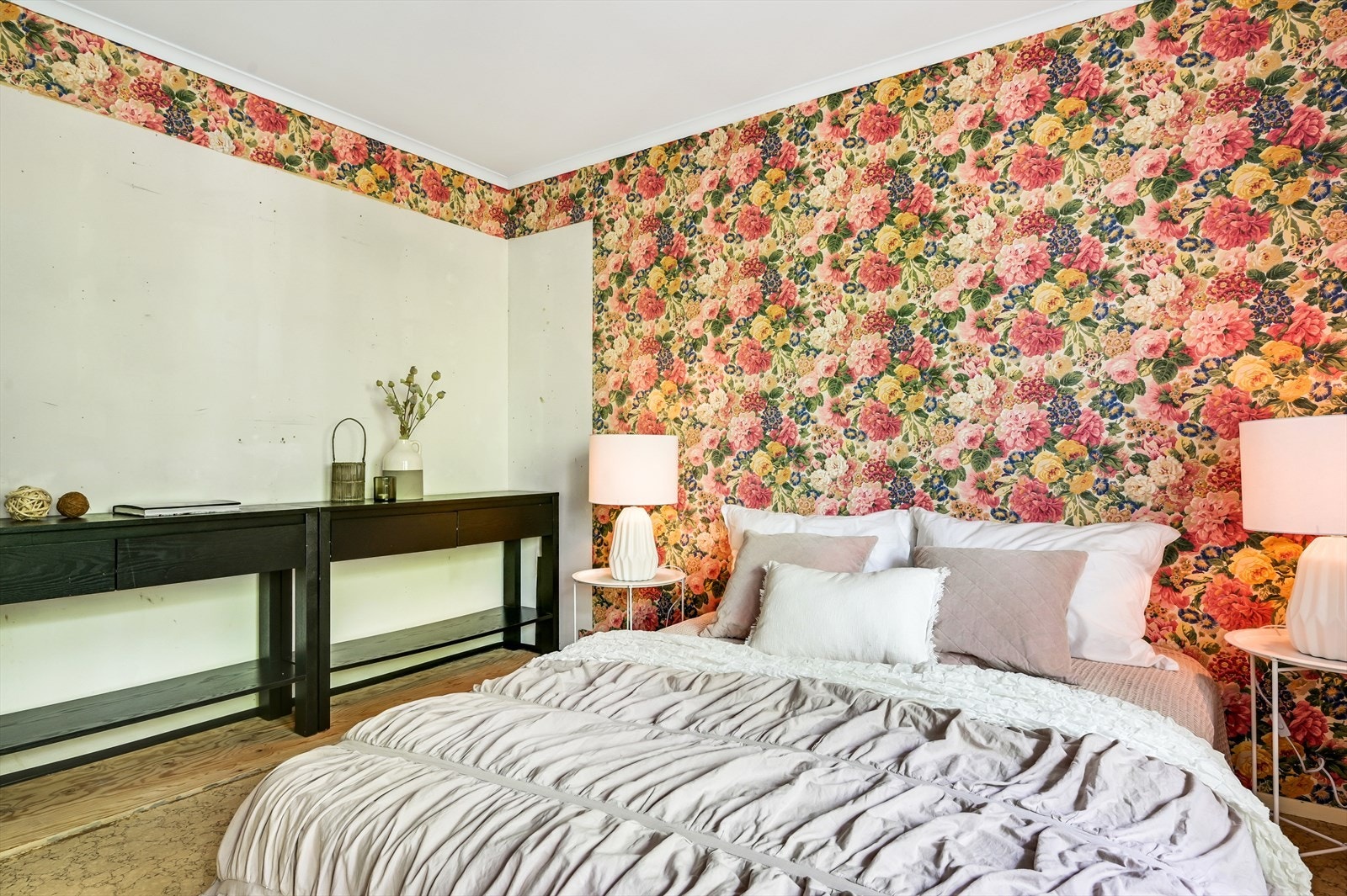 Hovedsoverom i underetasje. Galleribilde