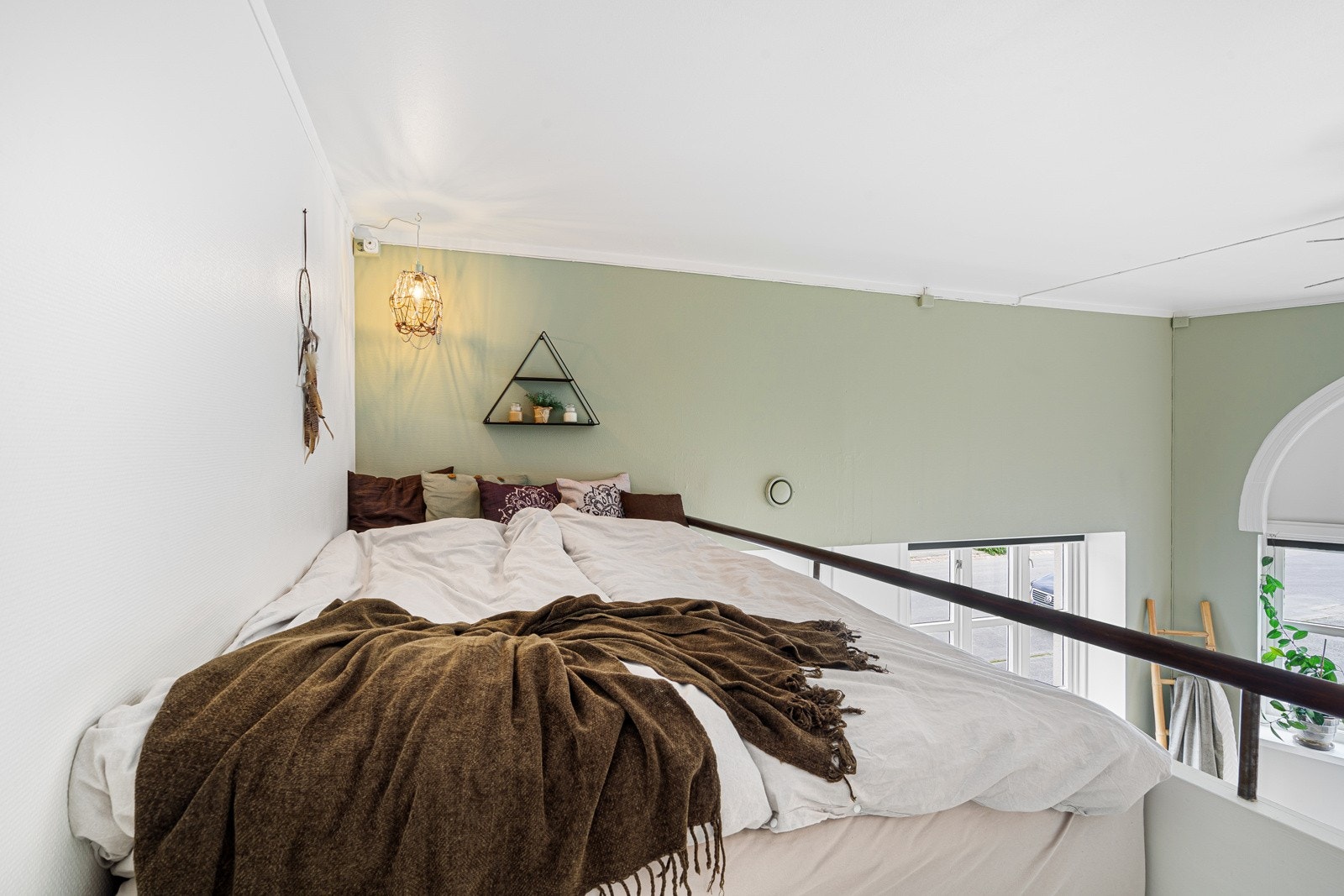 Også på hemsen nyter man av den gode takhøyden Galleribilde