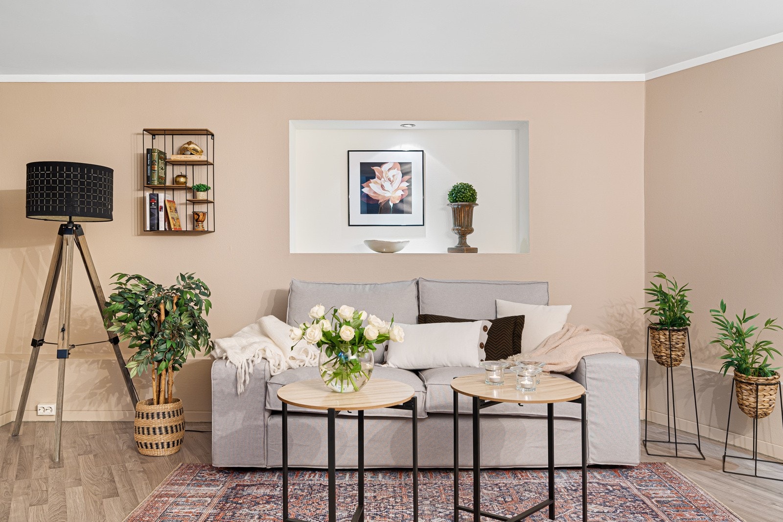 Kjellerstuen rommer 22 m² og er utstyrt med gulvvarme Galleribilde