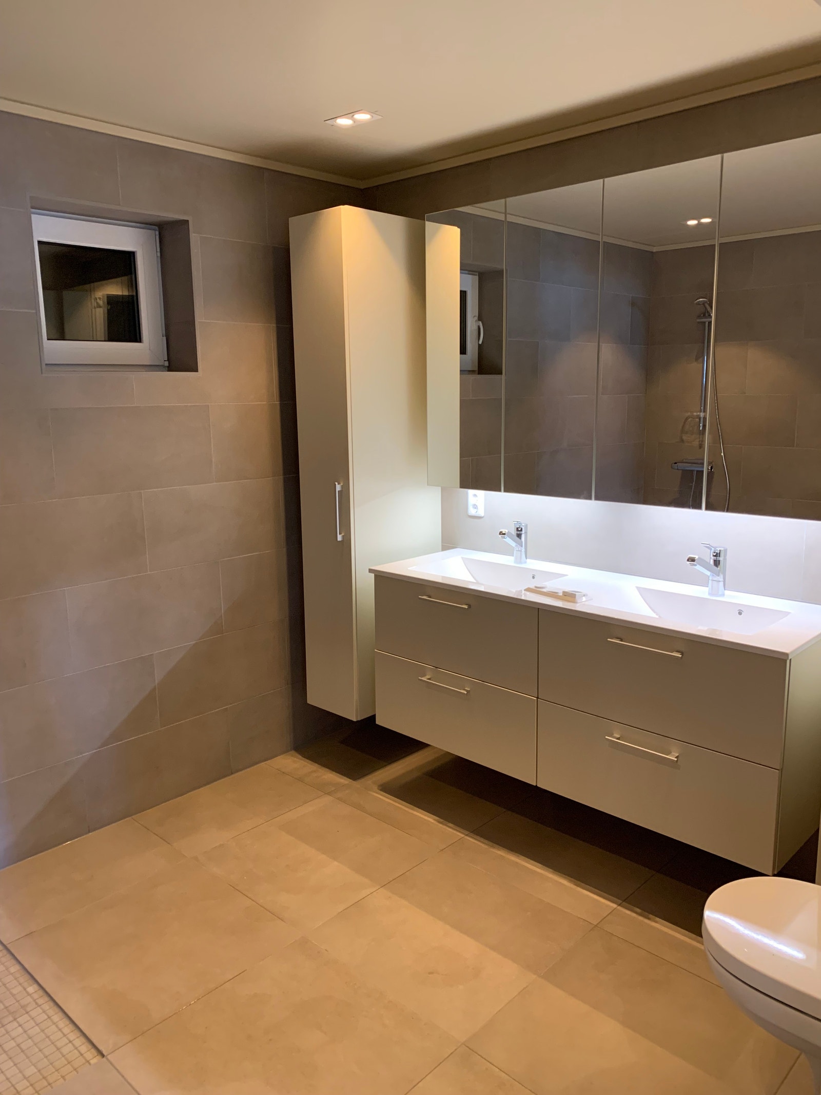 Baderomsinnredning Galleribilde