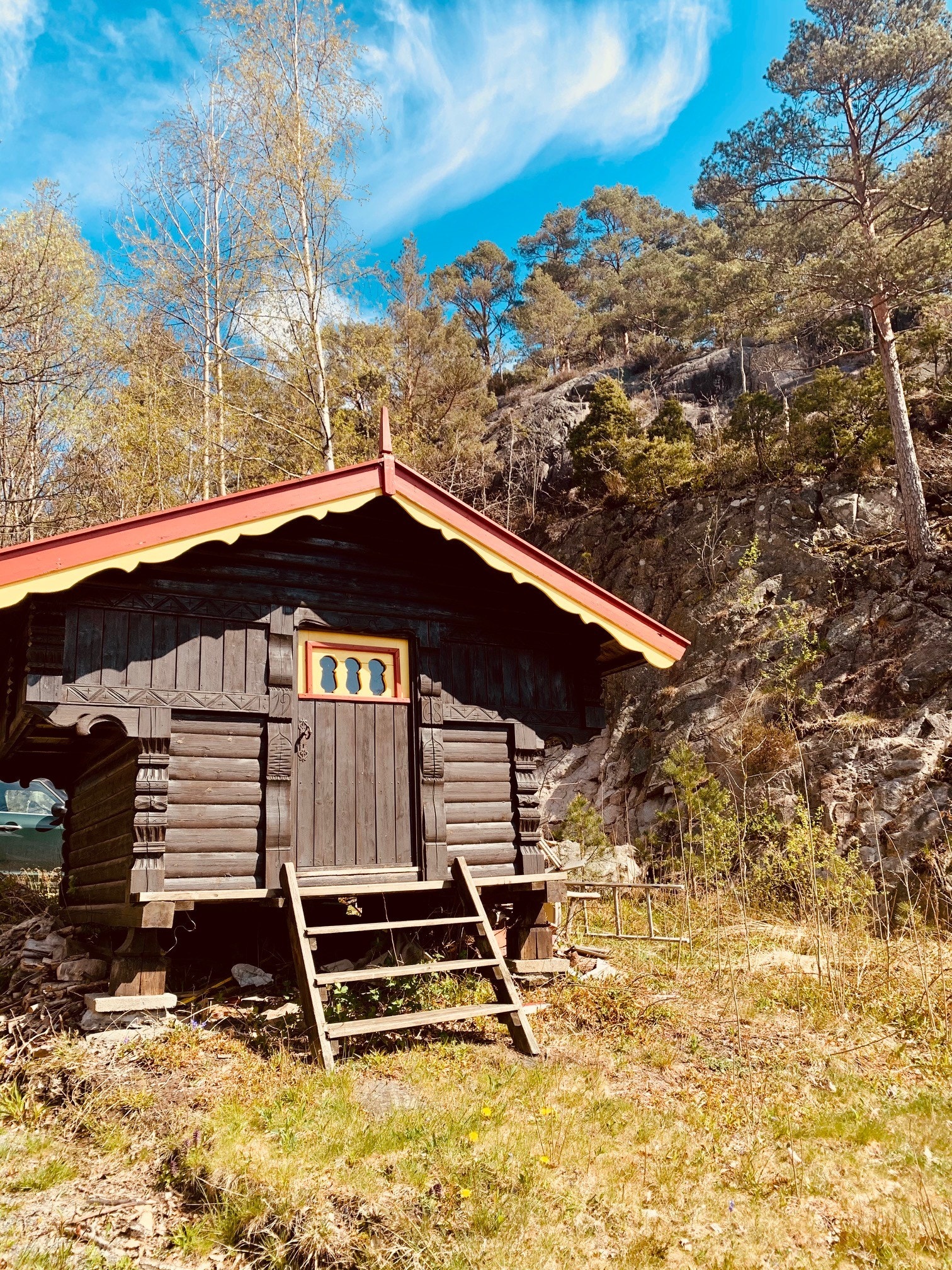 Frittstående stabbur med sengeplasser. Ekstra gøy for barna! Galleribilde