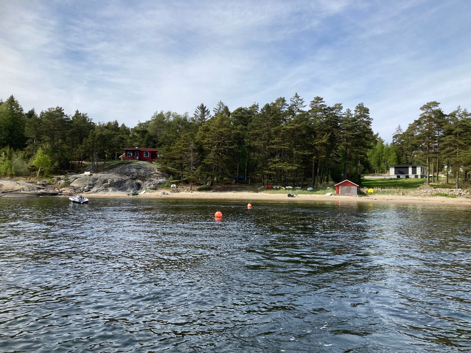 Storhavna badestrand. En kort spasertur fra hytta. Galleribilde