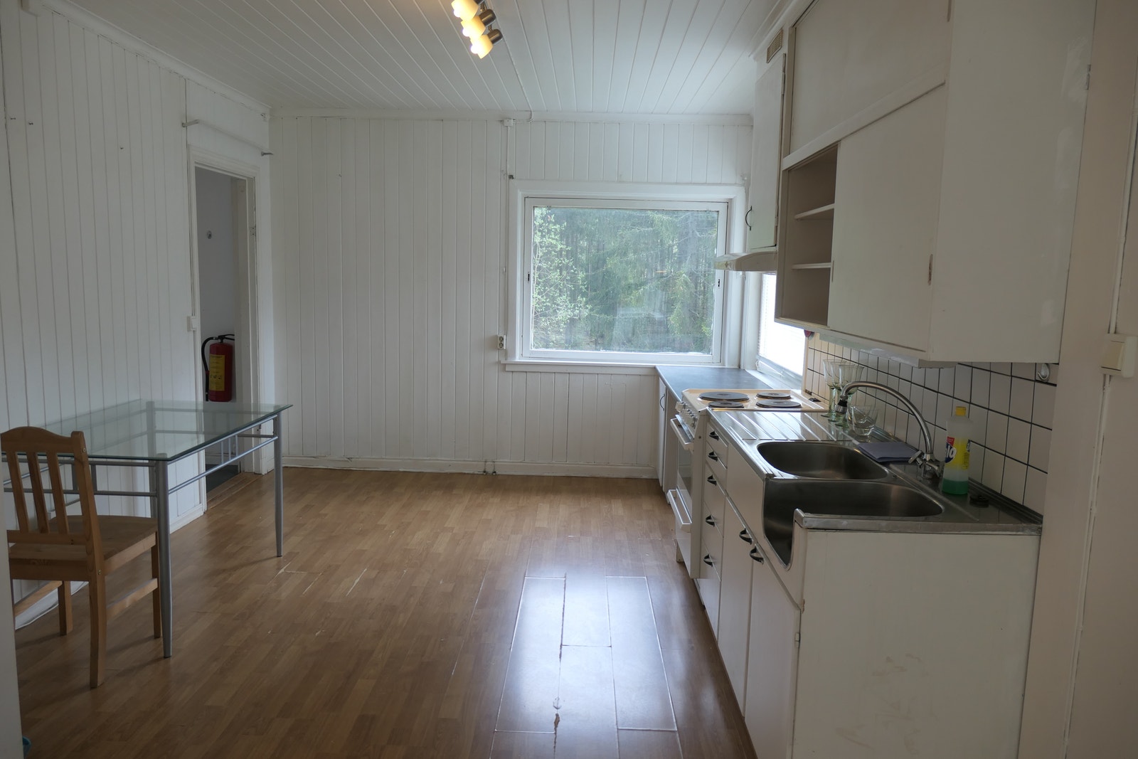 stort kjøkken Galleribilde