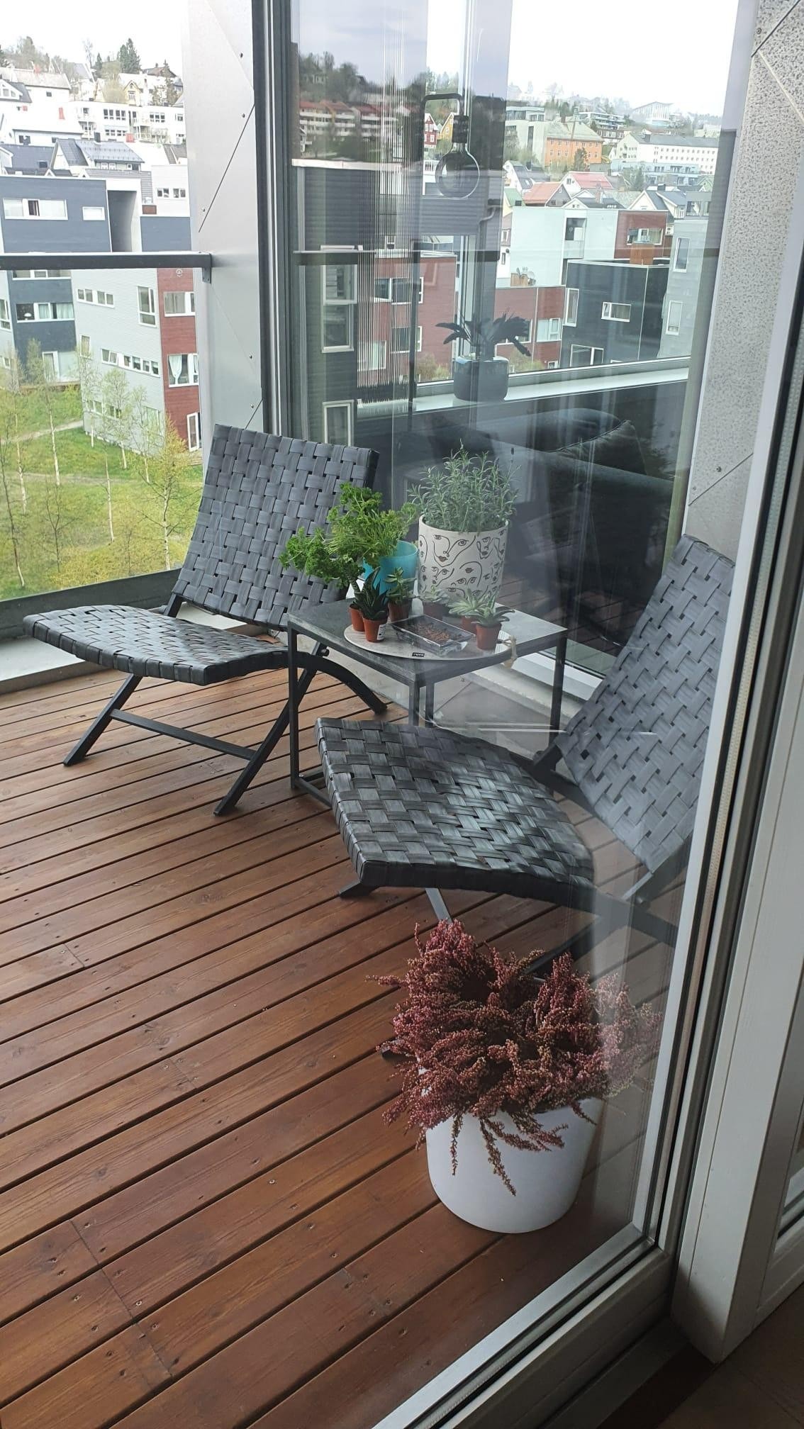 Egen balkong ( + felles takterrasse) Galleribilde