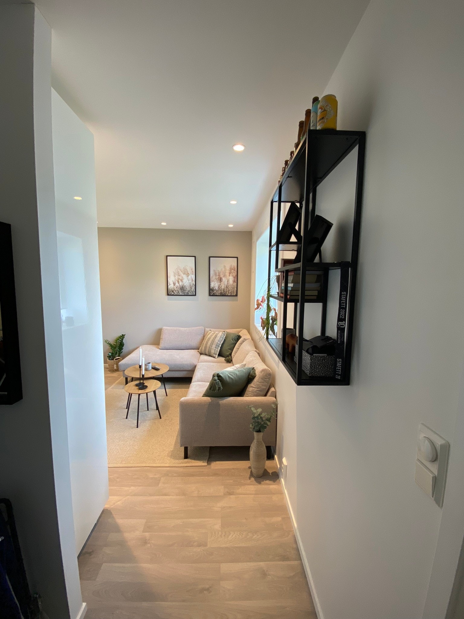 Sett fra inngangsparti Galleribilde