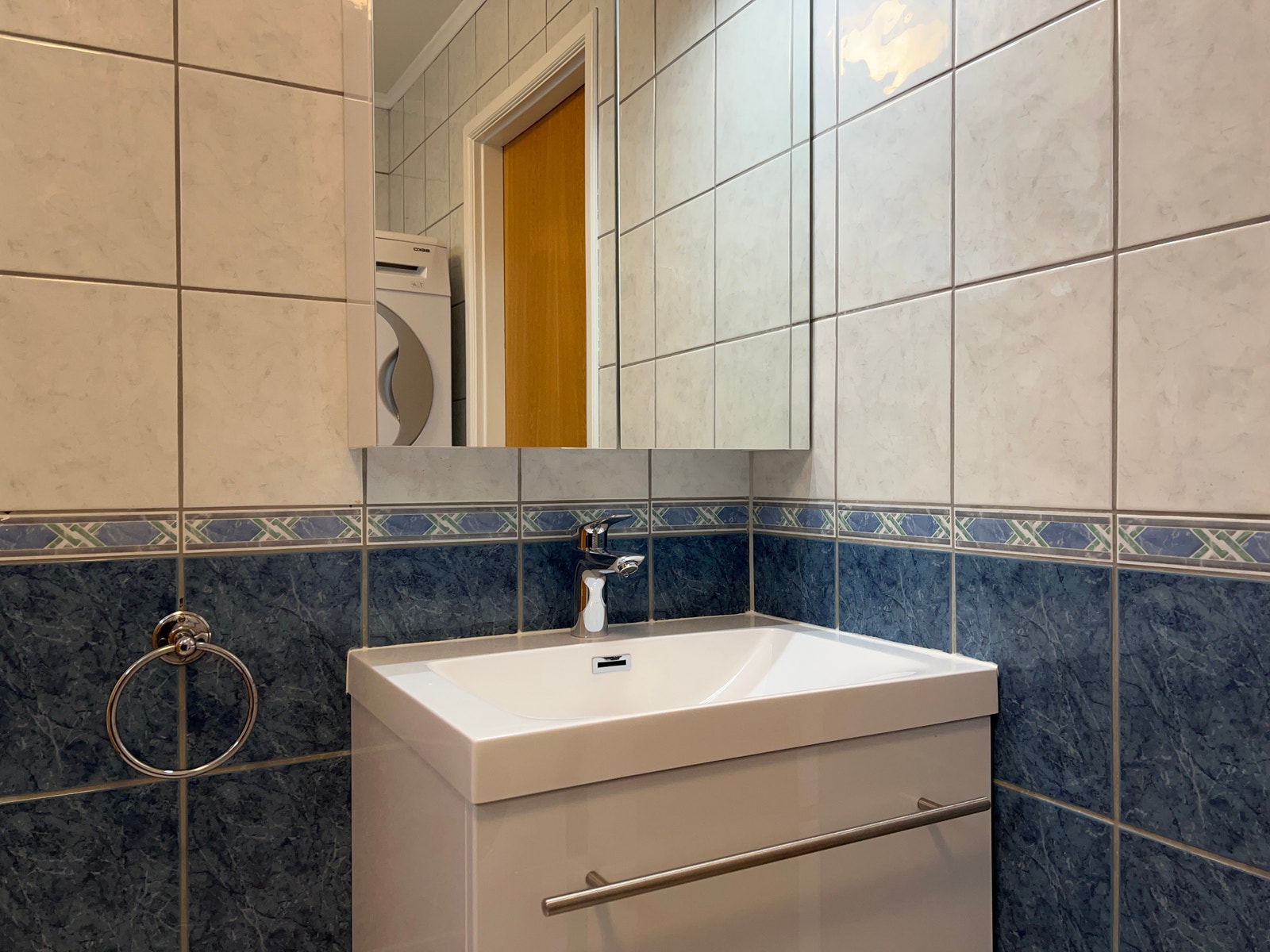 Baderomsmøbler Galleribilde