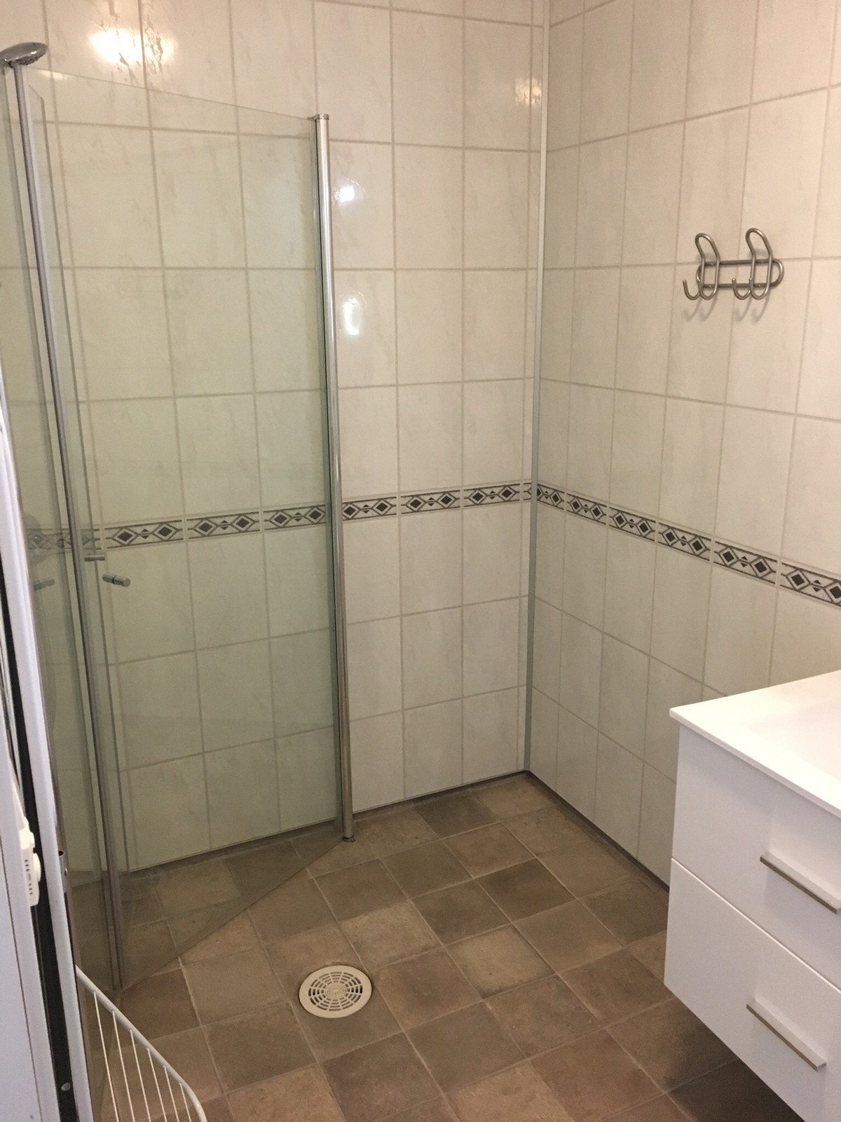 Bad dusj 1 etg Galleribilde