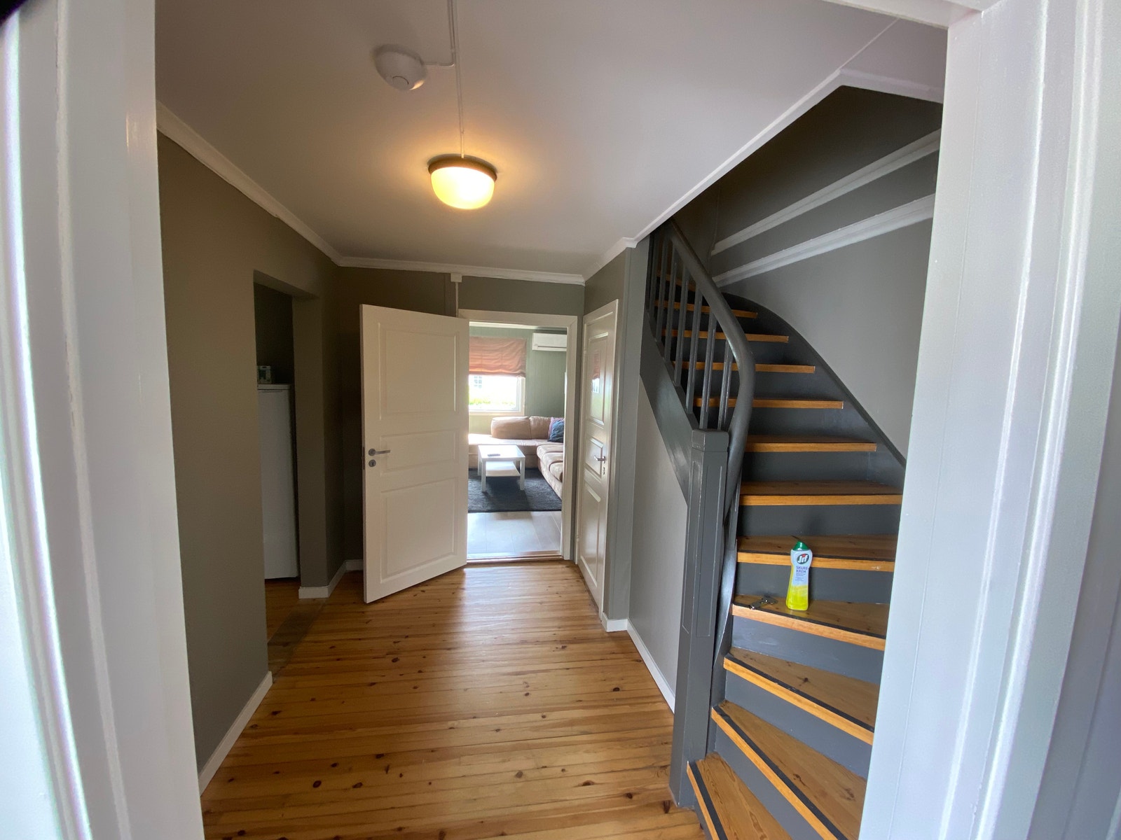 1 etasje - Gang Galleribilde