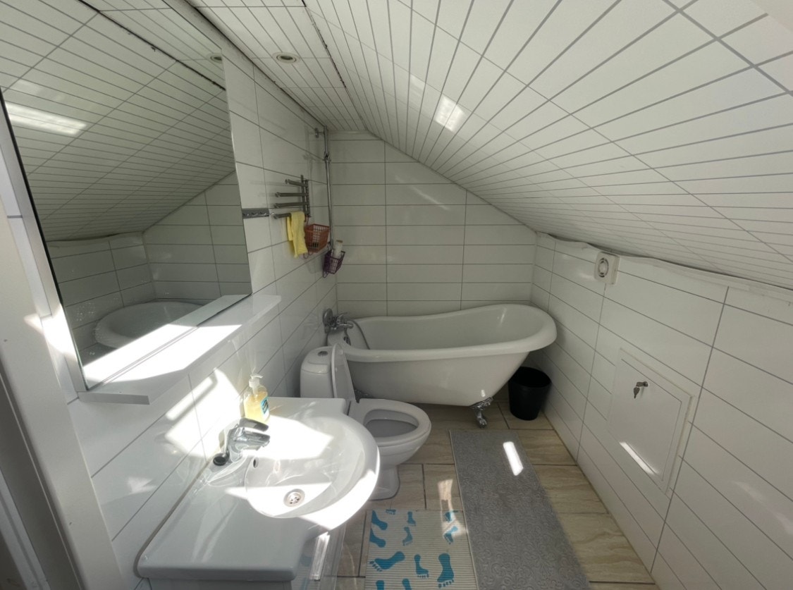 Badet Galleribilde