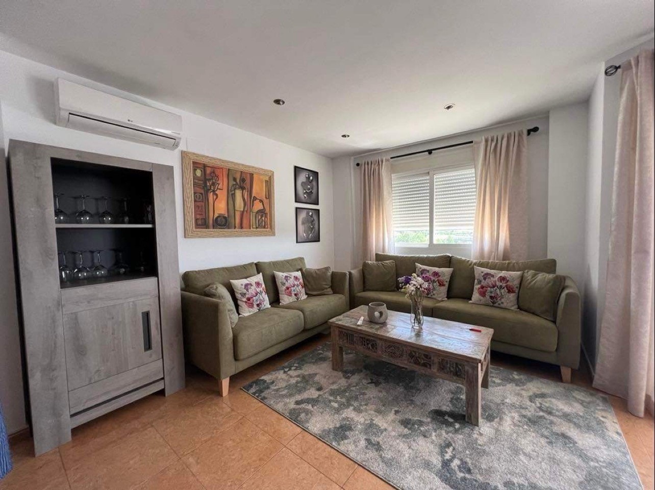 Stue med sofa Galleribilde