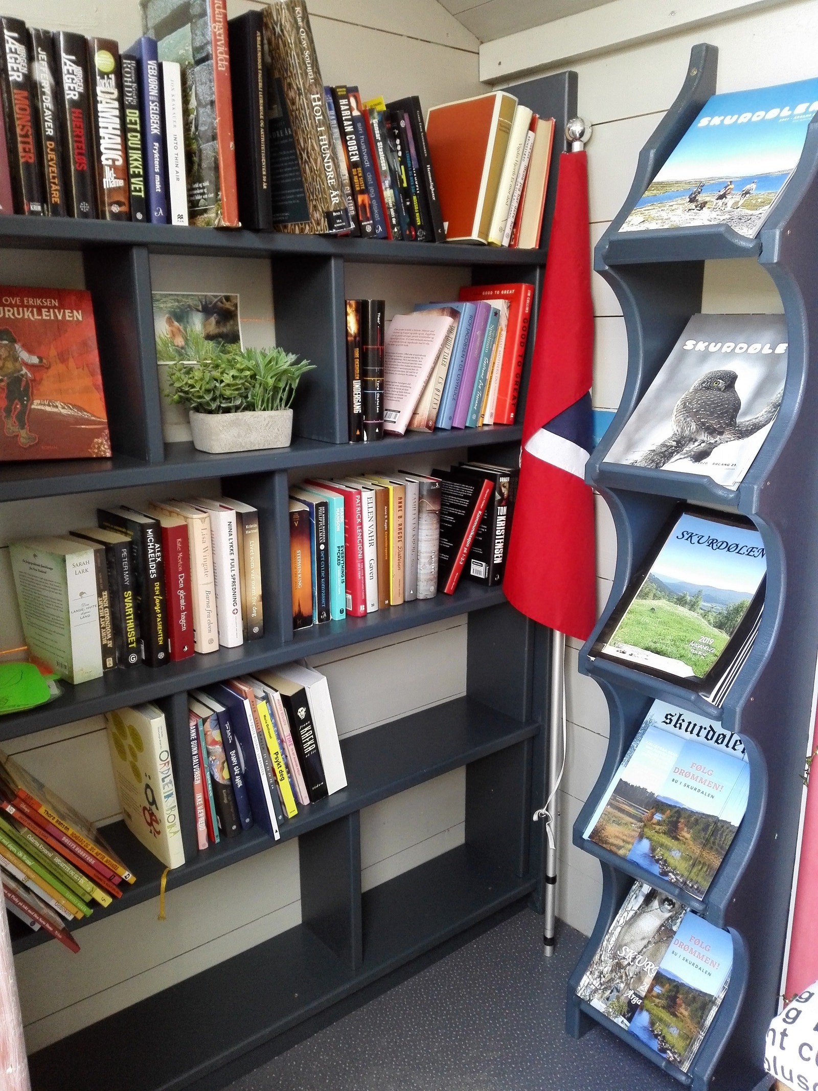 Bokbyttebua er blitt ett hyggelig innslag på fellesområdet. Galleribilde