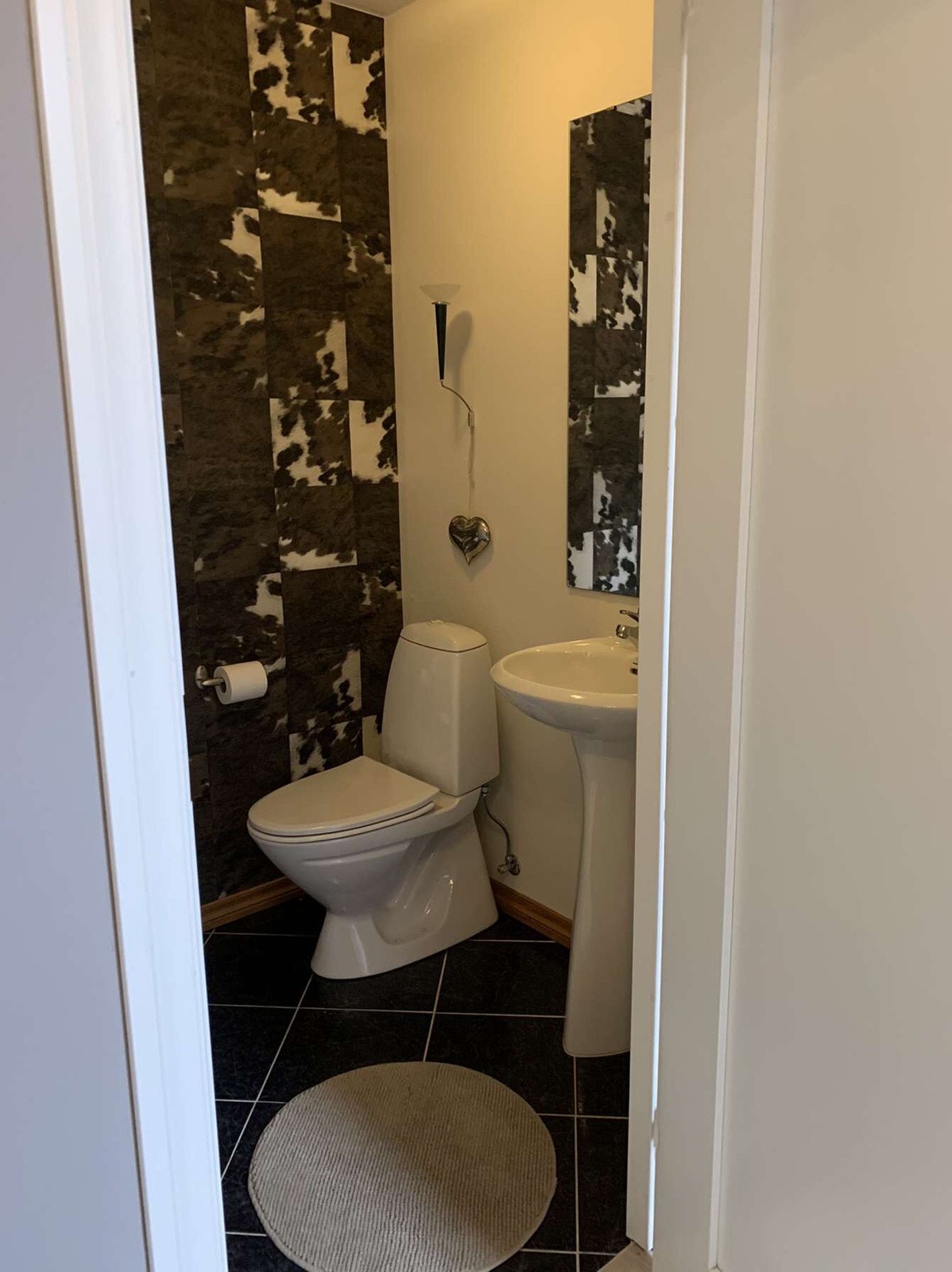Gjestetoalett Galleribilde