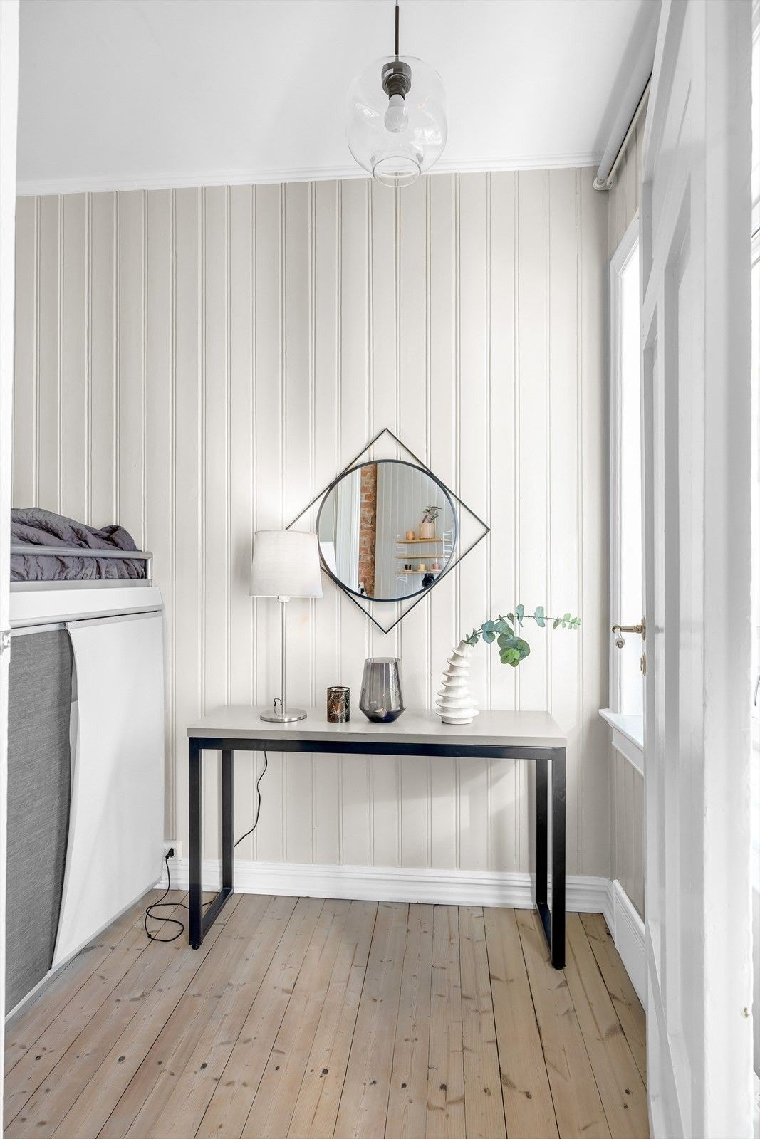 Plass til pult i gjest rommet Galleribilde