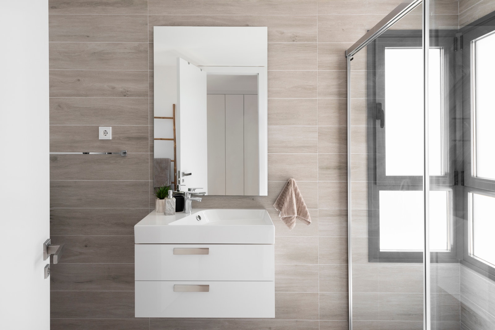 Bathroom #1 Galleribilde