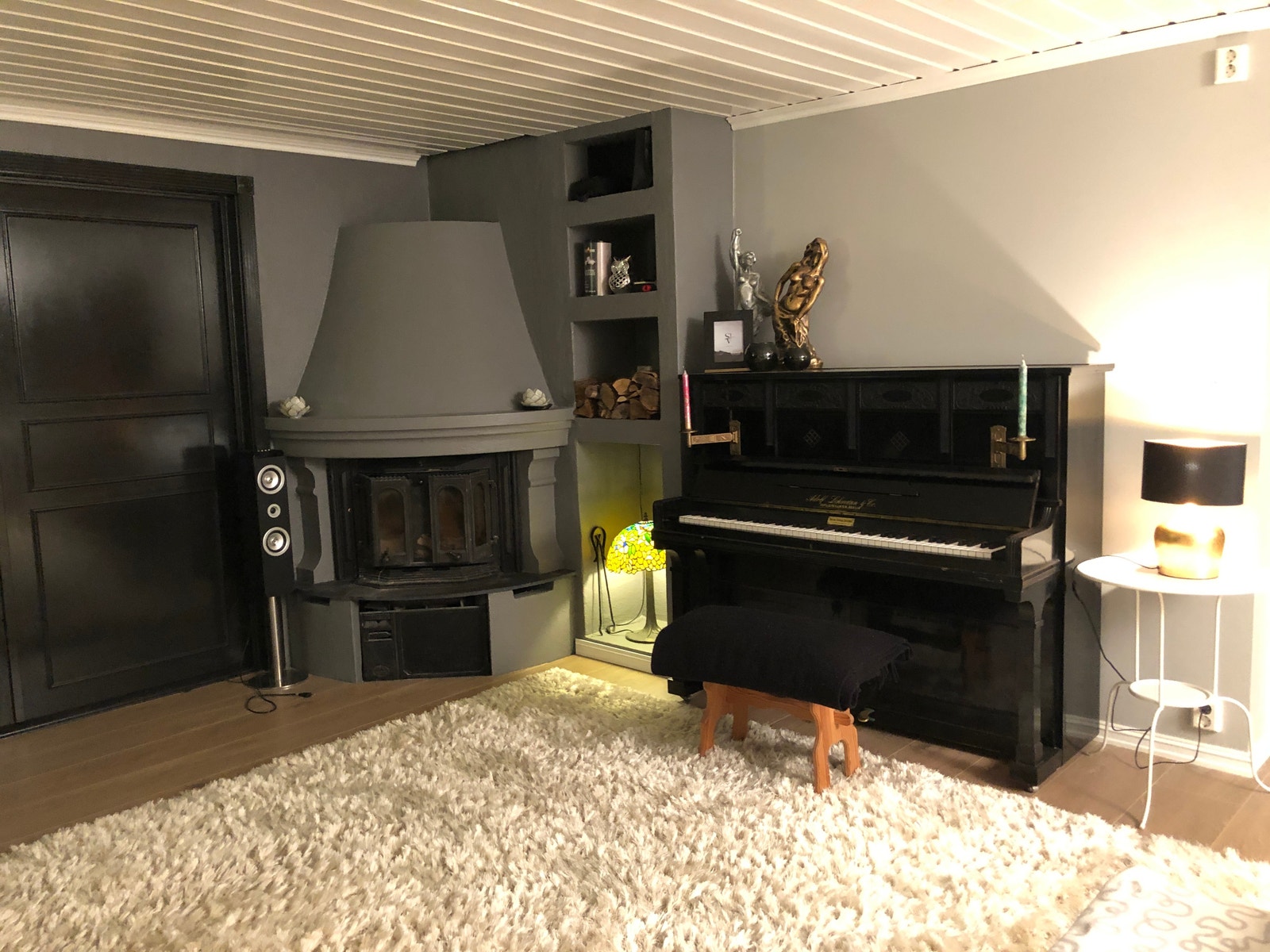 Piano /stue Galleribilde