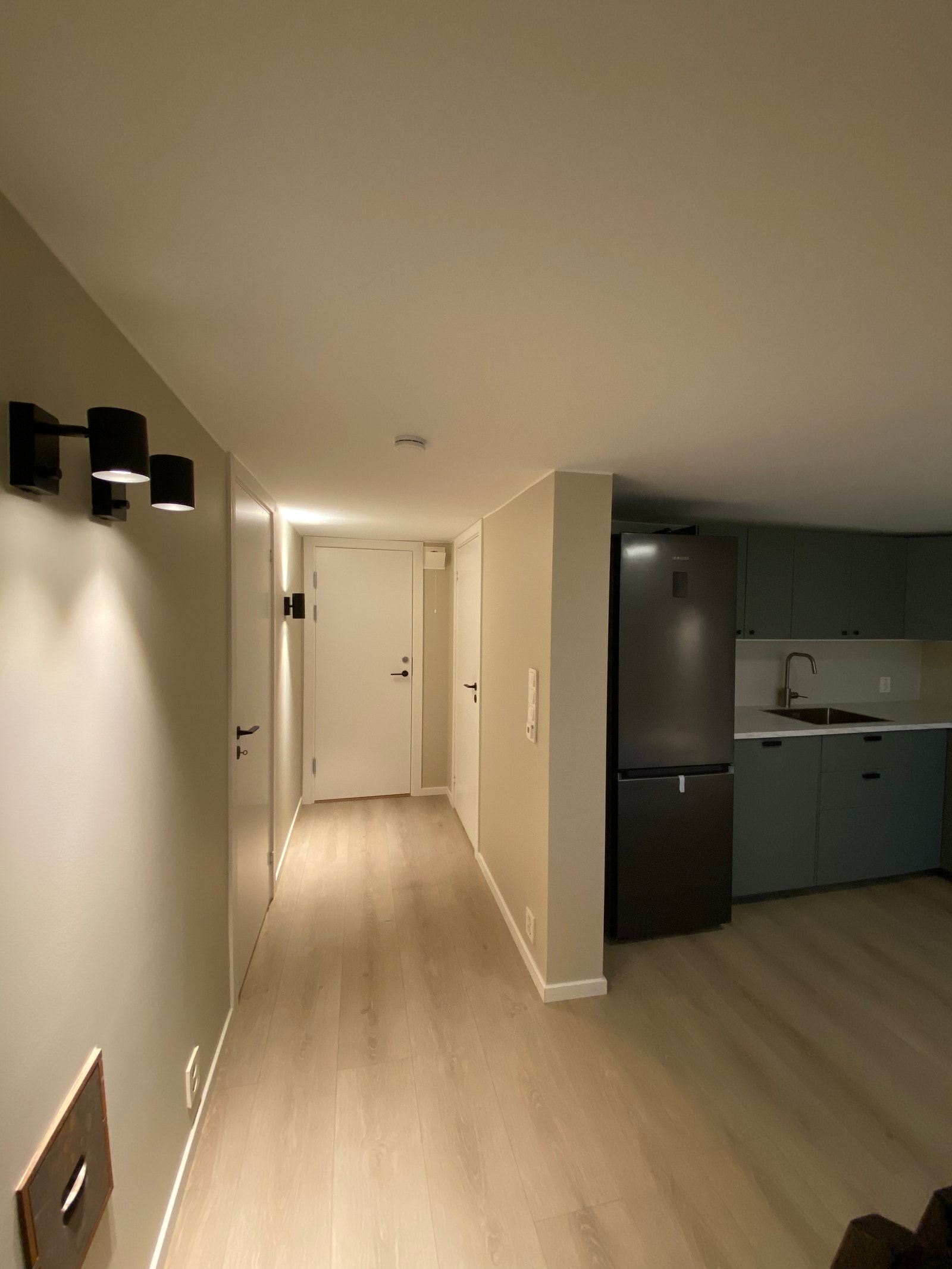 Gang mot soverom Galleribilde