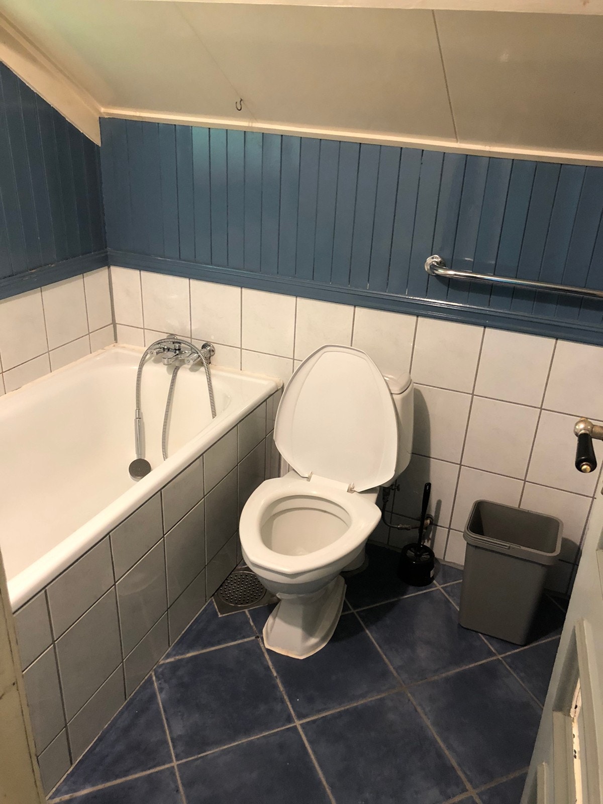 Badet i øverste etasjen Galleribilde
