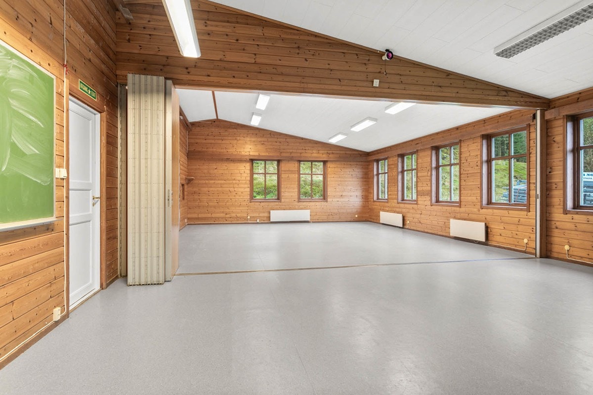 Her har ein heile 448kvm å boltre seg på. Plass til heile familien med meir. Galleribilde