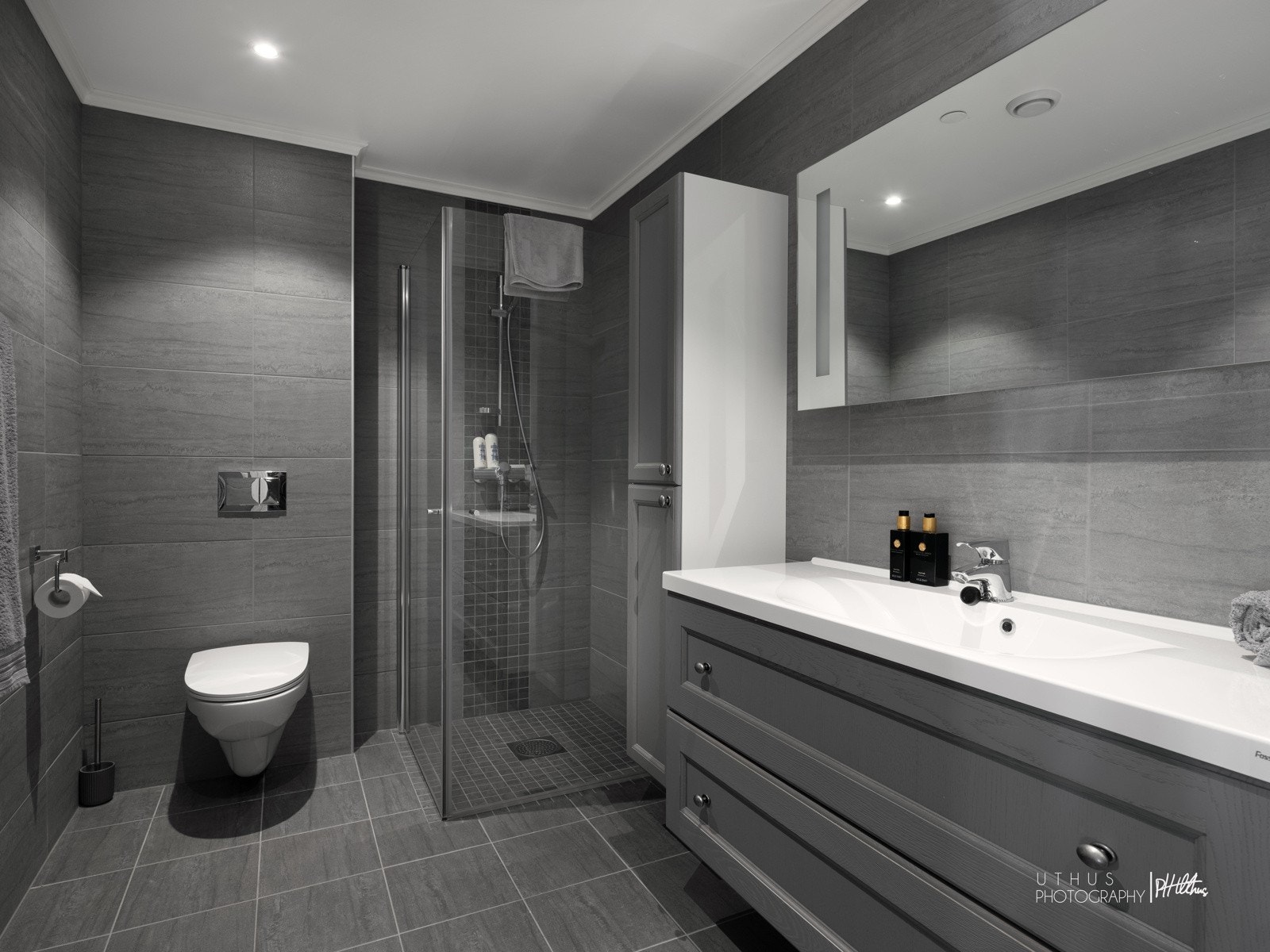 Pent flislagt bad (bad 1) Galleribilde