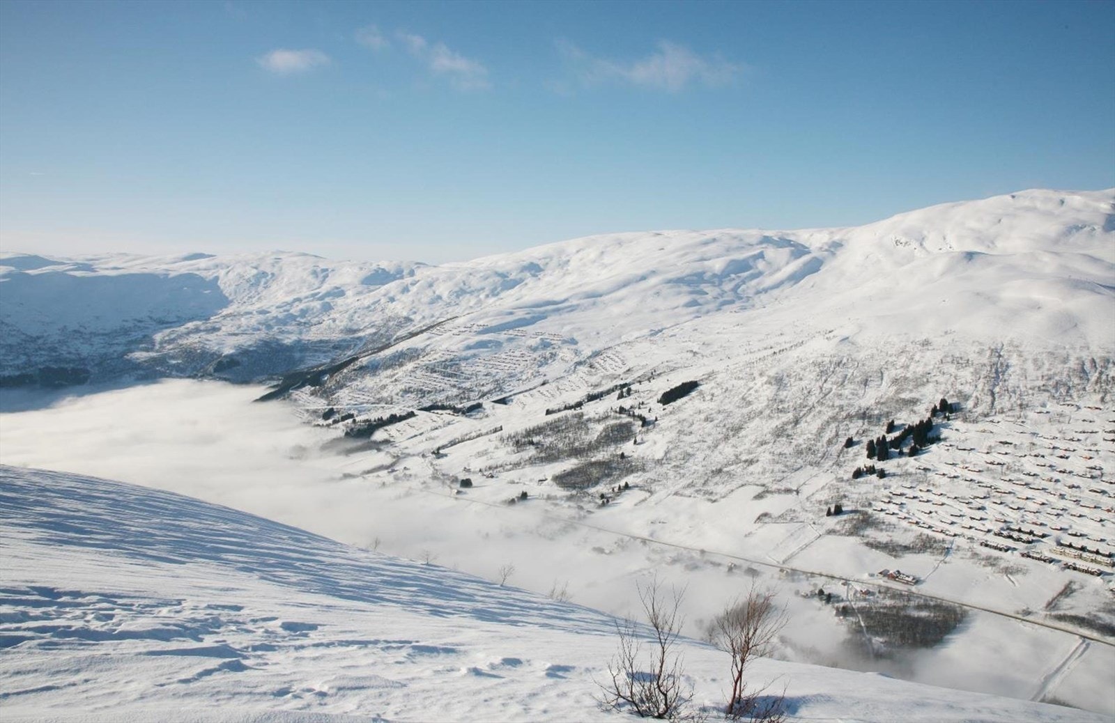 De nye store utbyggingsområder i Myrkdalen; Mørkveslia vil bli beliggende sør-vest for eksisterende fjellandsby. Galleribilde