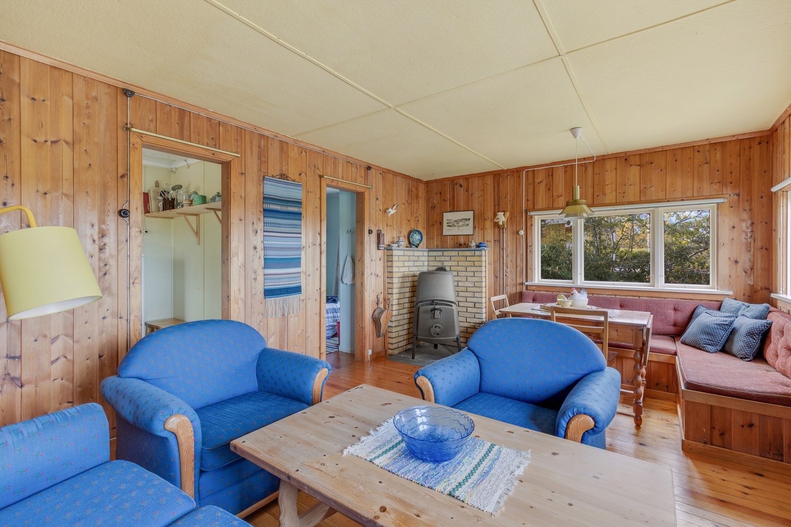 Her kan man trekke seg tilbake og lese en god bok, nyte måltider eller samles til hyggelige spillkvelder. Galleribilde