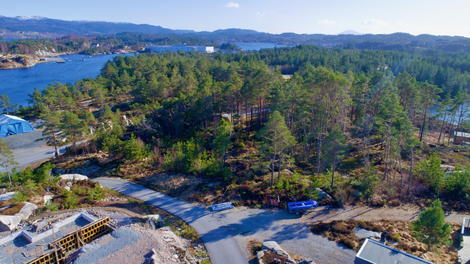 Dronebilete mot tomt 10 Galleribilde