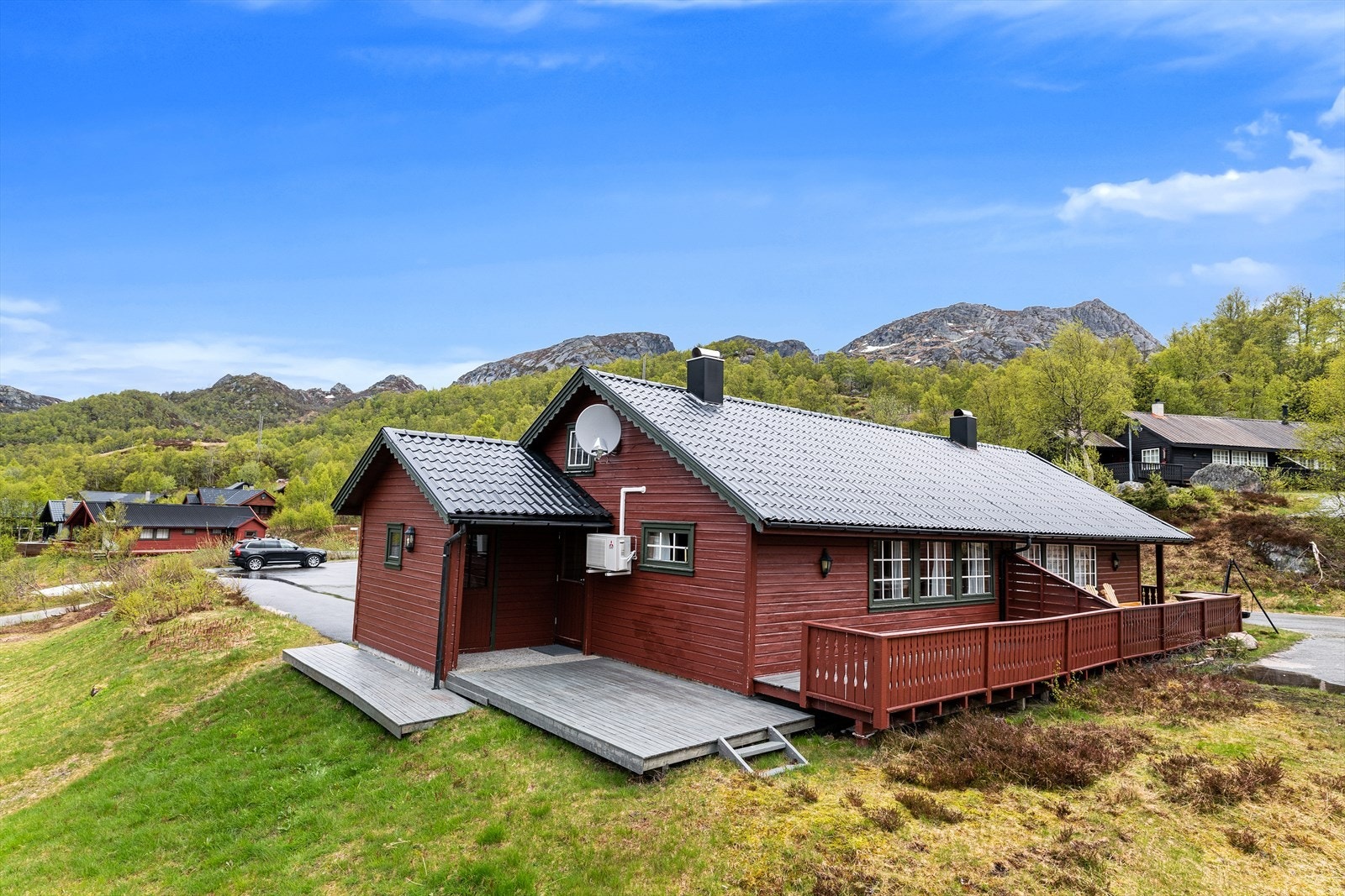 EiendomsMegler1 v/Torill Kalsaas presenterer Hotellveien 72 Galleribilde