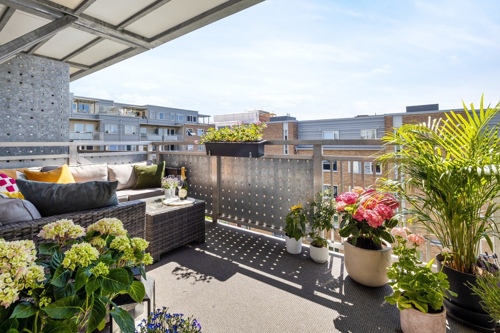 Velkommen til Malerhaugveien 26D presentert av Henrik Skårdal v/ Schala & Partners Eiendomsmegling Galleribilde