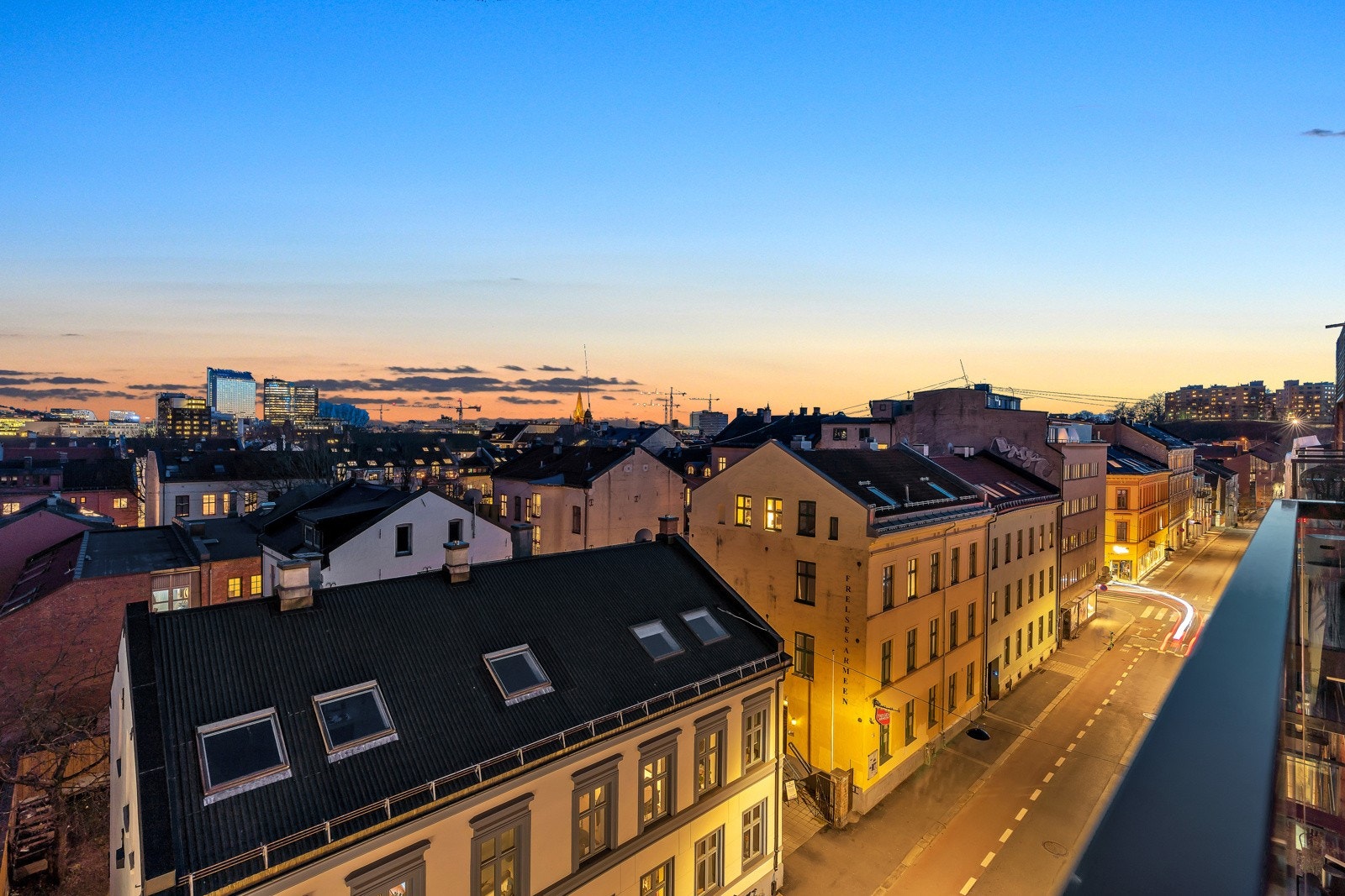 Lave felleskostnader som blant annet inkluderer varmtvann og godt inneklima på 21 grader hele året - genererer lave strømkostnader for oppvarming Galleribilde