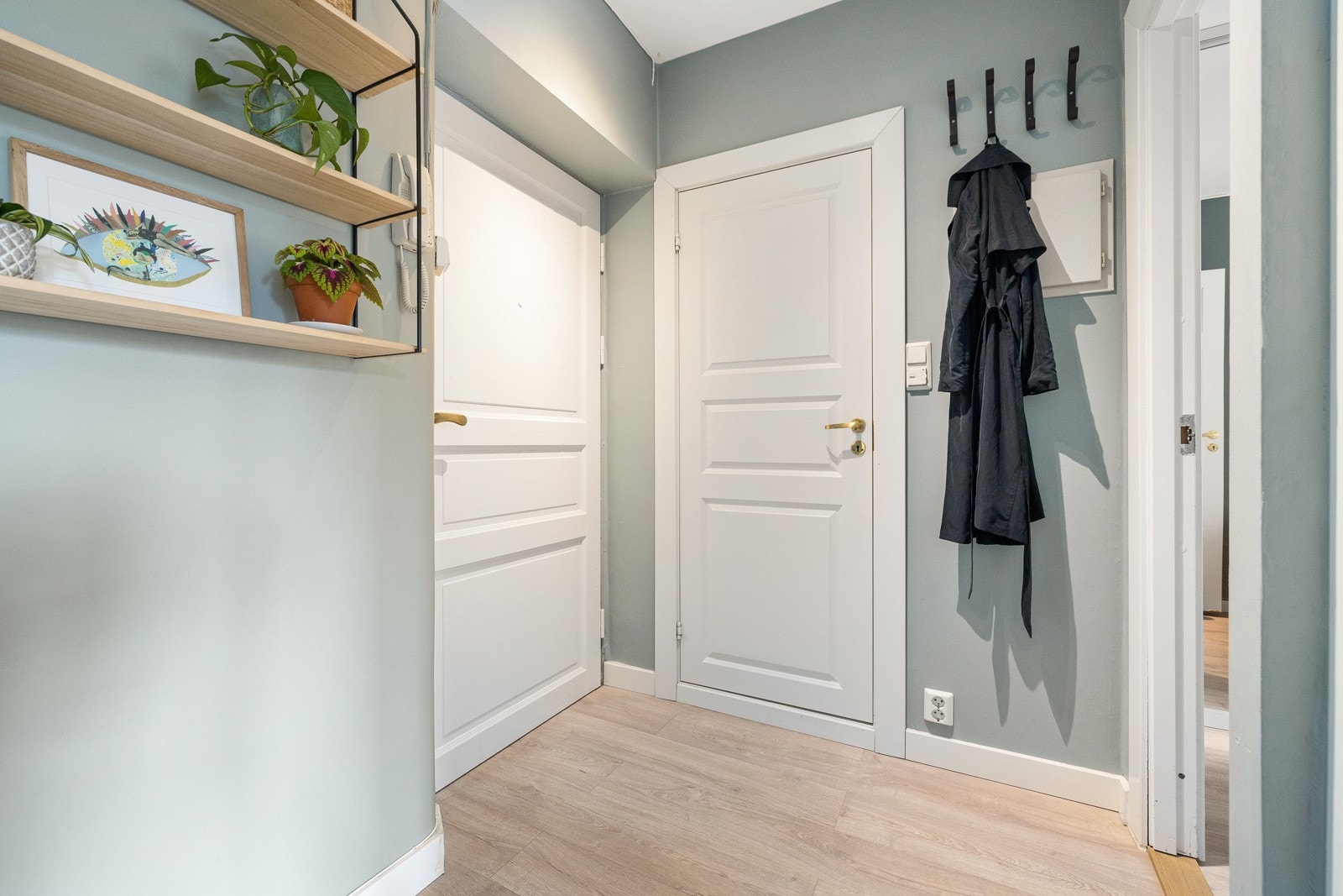 Leiligheten disponerer også 2 romslige bodplasser. Velkommen hjem. Galleribilde
