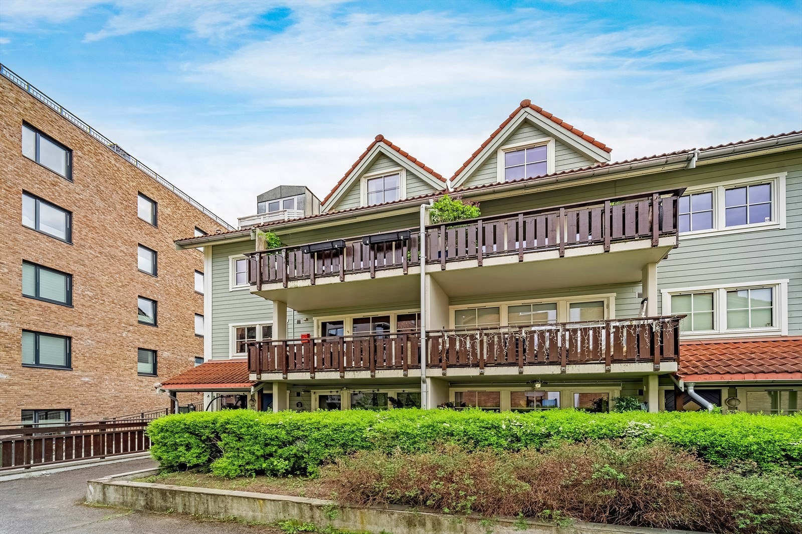 Fjellgata 28 E outside-2.jpg Galleribilde