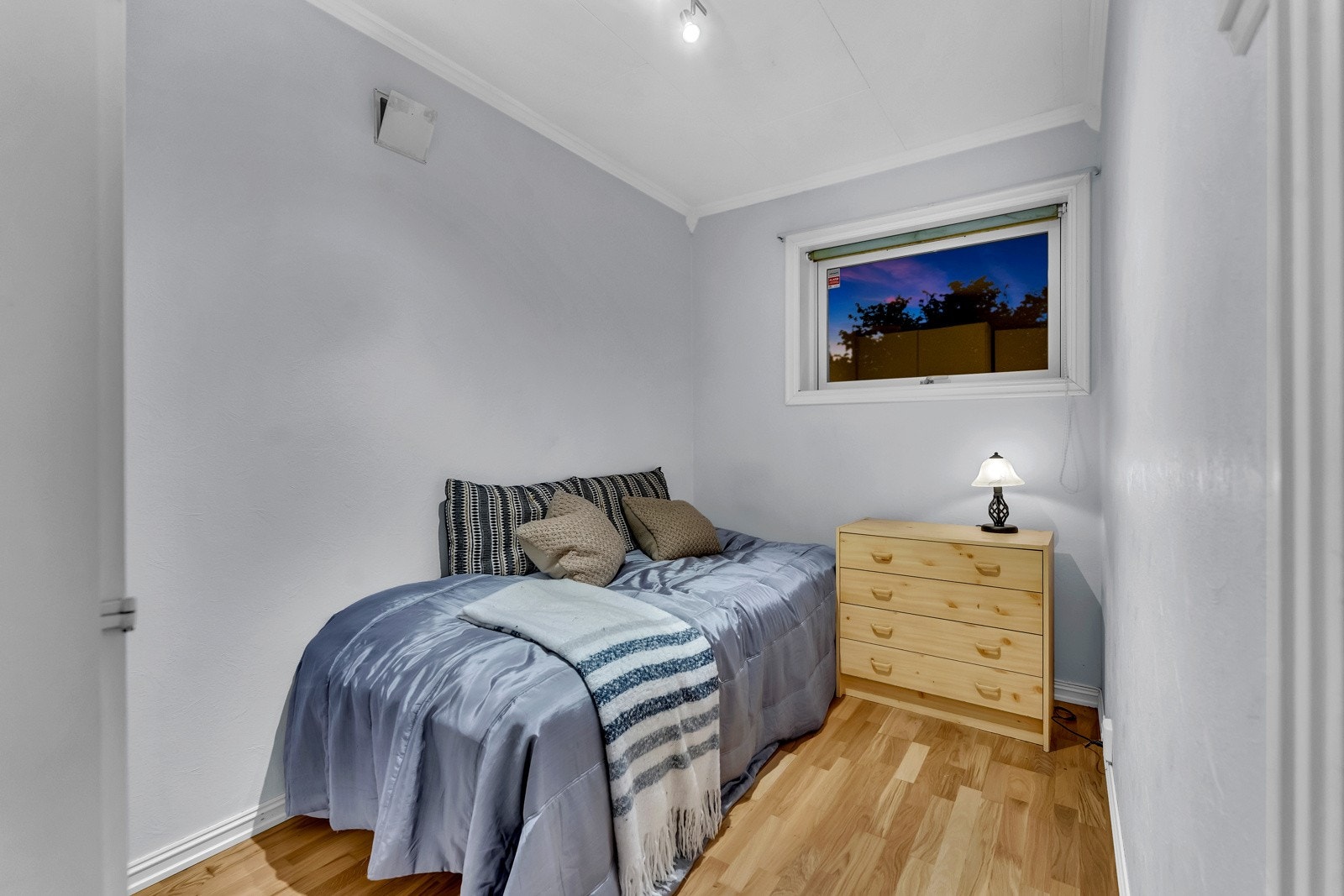 Leiligheten er leid ut for kr 10.000,- pr. mnd. + strøm, internett og tv Galleribilde