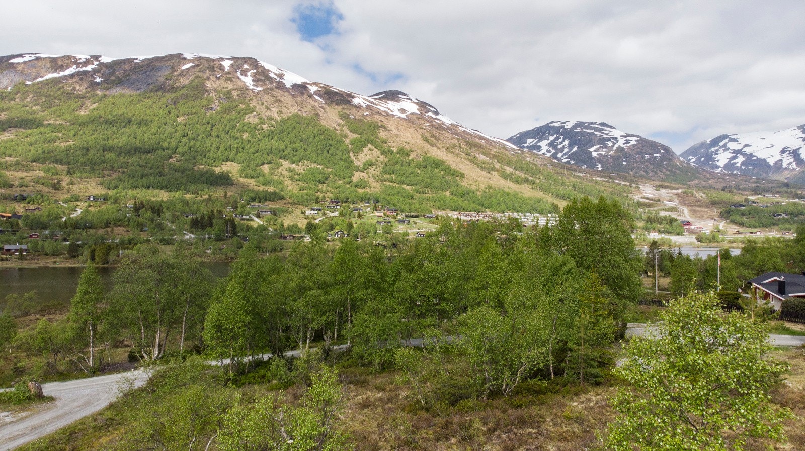 Fra tomten er det kort vei til flotte langrennsløyper. Galleribilde