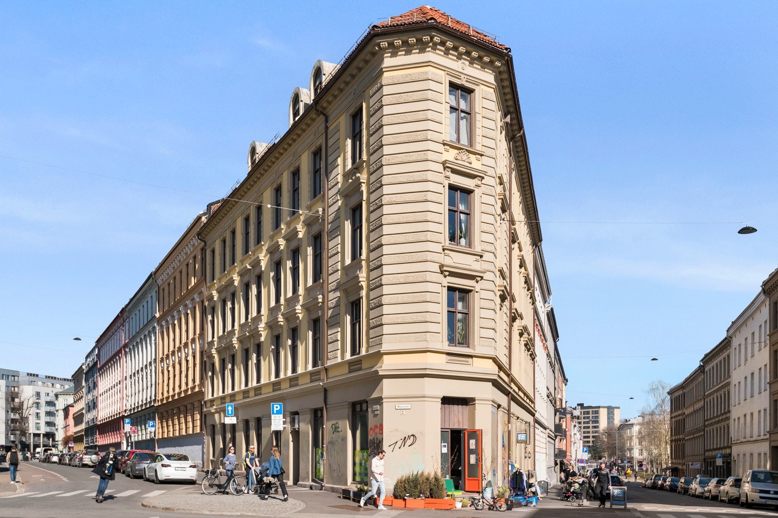 Her bor du tilbaketrukket og rolig, samtidig supersentralt og i nærhet av grønne parker og Akerselva. Galleribilde