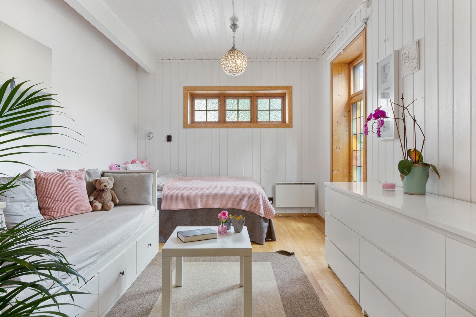 Soverom 5 i tilbygg i 1. etasje, integrert i hoveddel. Galleribilde