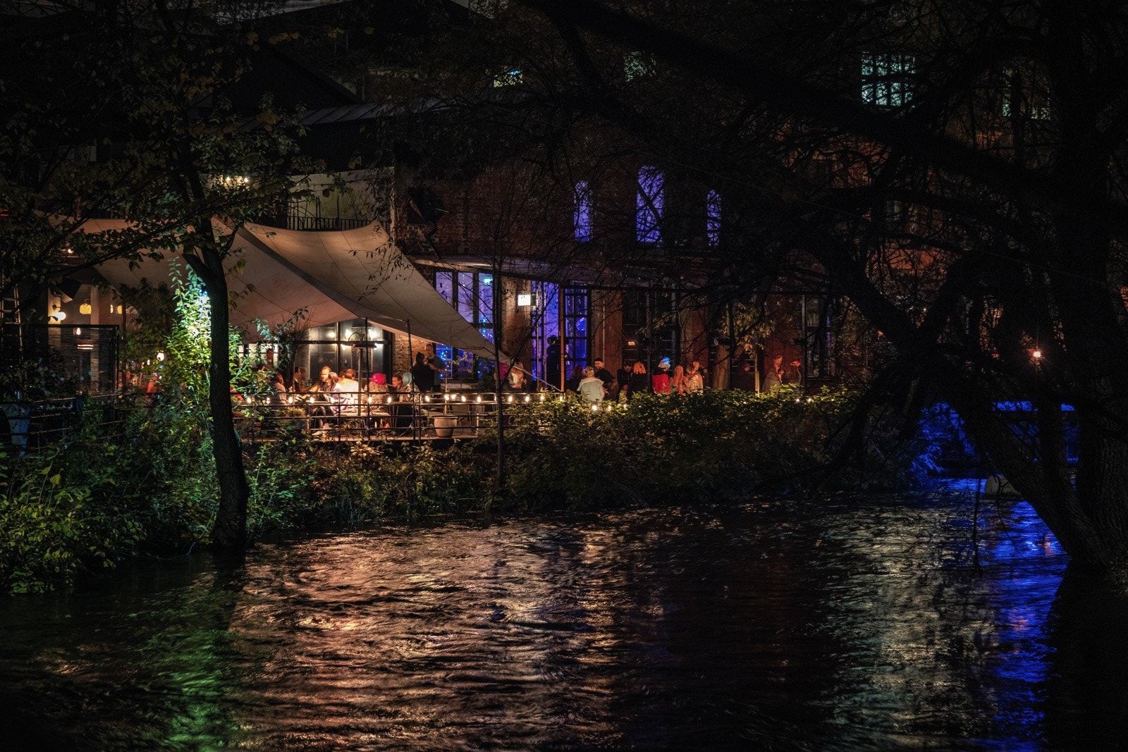 Området er kjent for de populære serveringsstedene. Galleribilde