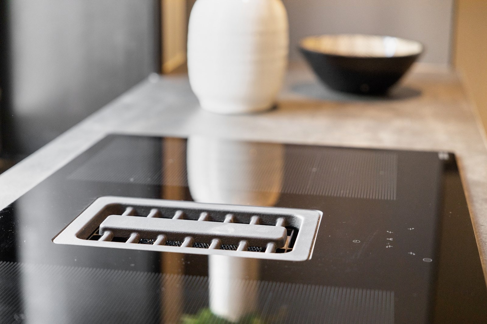 Eksklusiv platetopp med innebygd ventilator Galleribilde