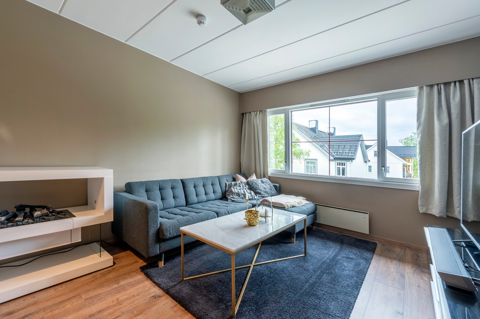 EiendomsMegler 1 ved Per Hårstad har gleden av å presentere en sentral fritidsleilighet i Aunevegen 6 D! Galleribilde