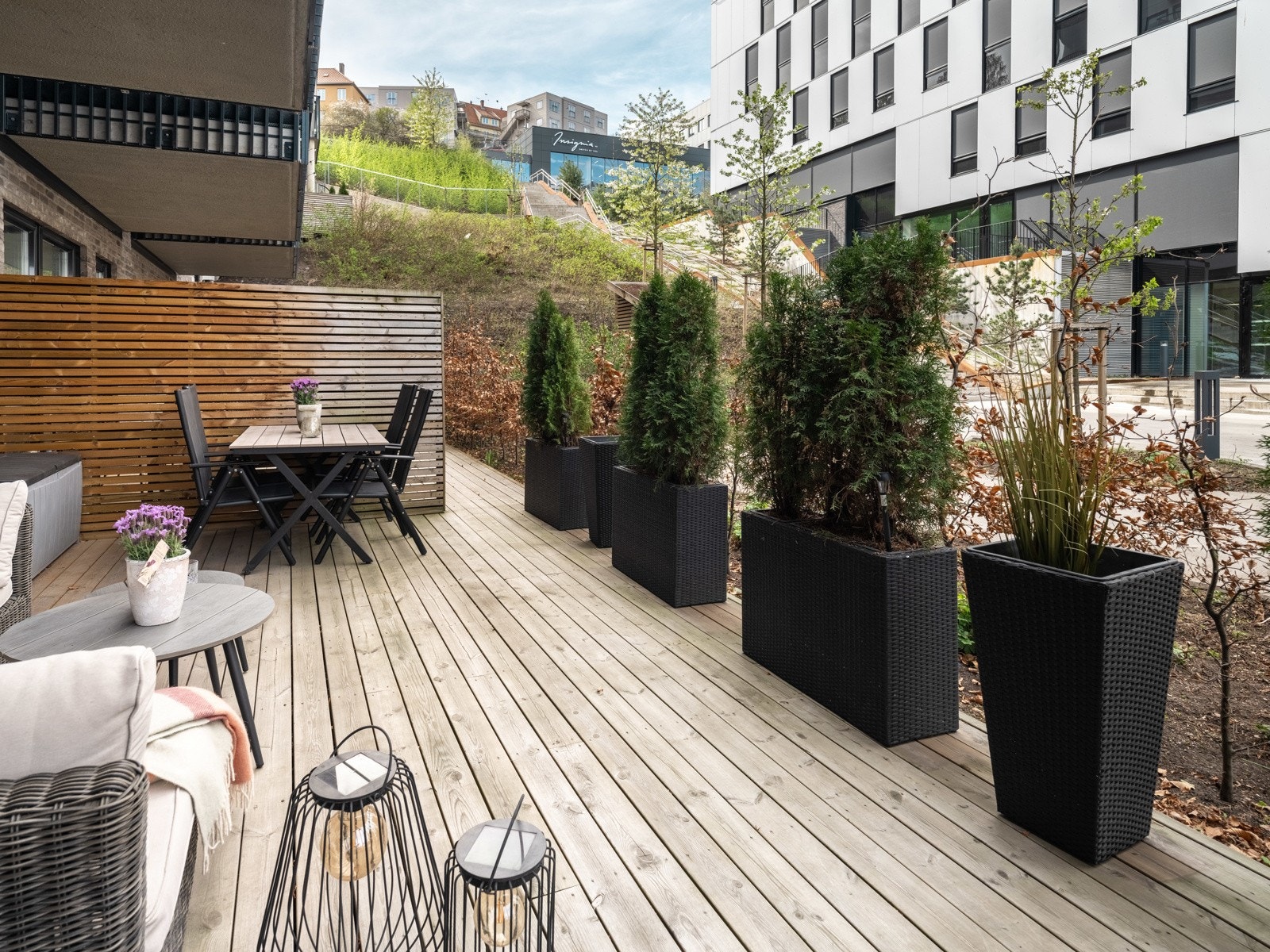 Det er god plass til å innrede med både spisebord og sittegruppe. Galleribilde