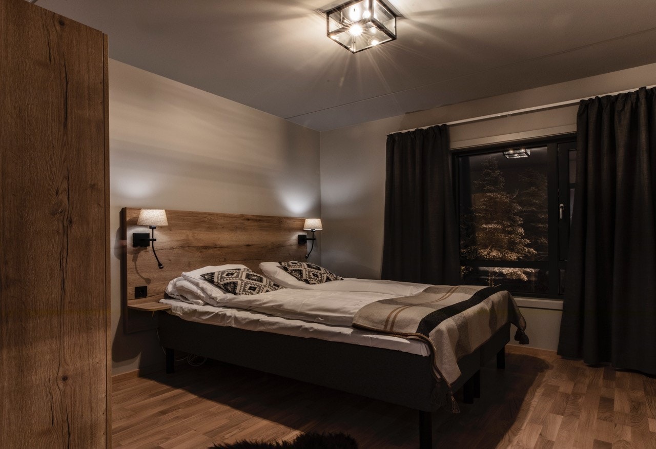 Flott og stort hovedsoverom, stort skap. Stille og rolig. Galleribilde