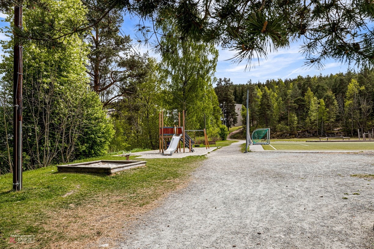 Flott lekeplass i området - Ulvekula.jpg Galleribilde