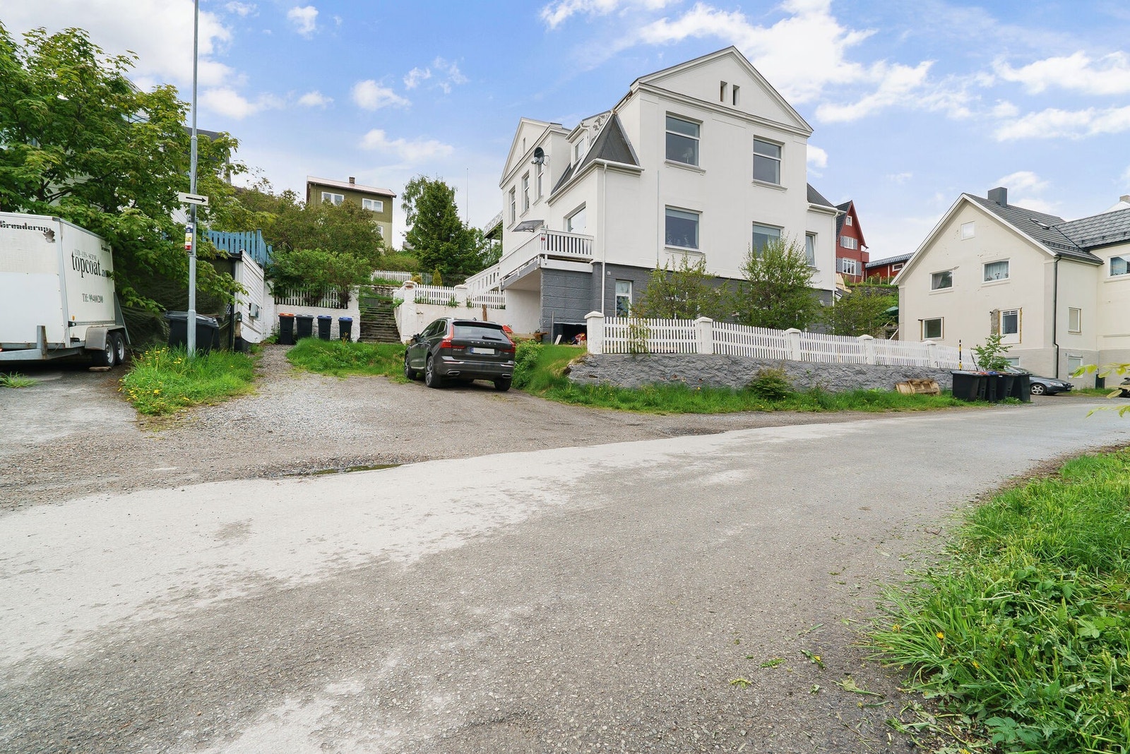 I Halvdans gate bor du sentralt og samtidig tilbaketrukket i et rolig boligområde Galleribilde