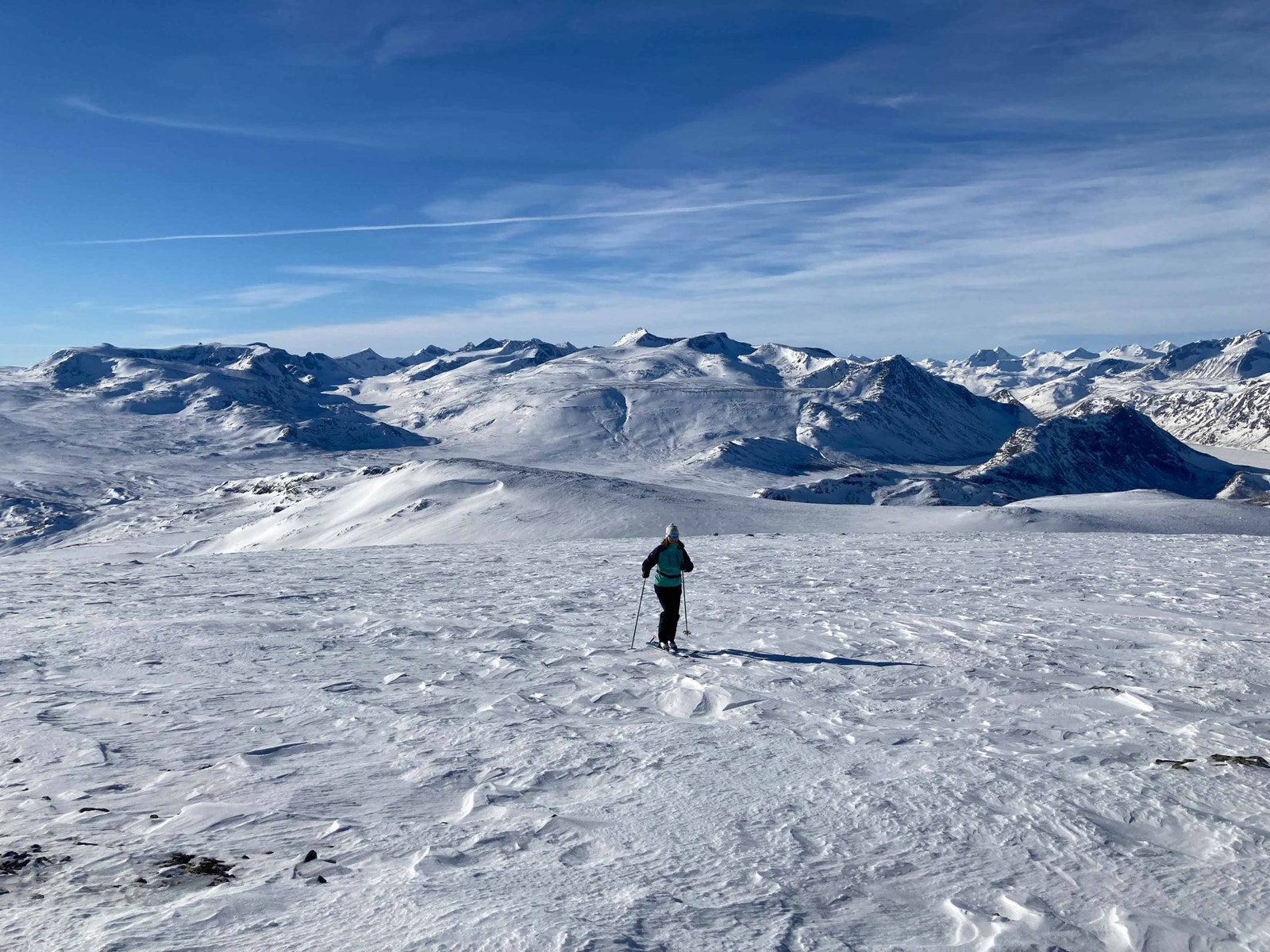 På vei til Heimdalshøe, et flott turmål på randonee - 1843moh Galleribilde