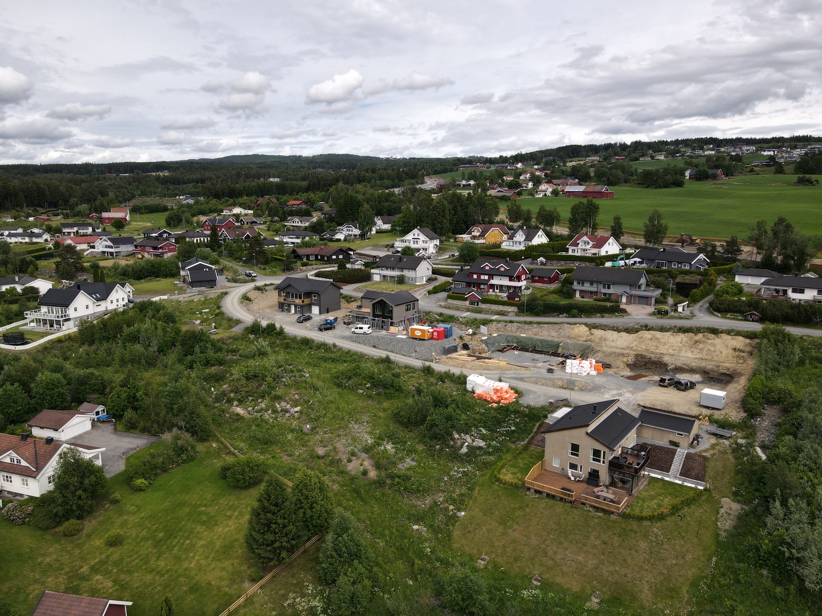 Kun fire ledige tomter. Galleribilde