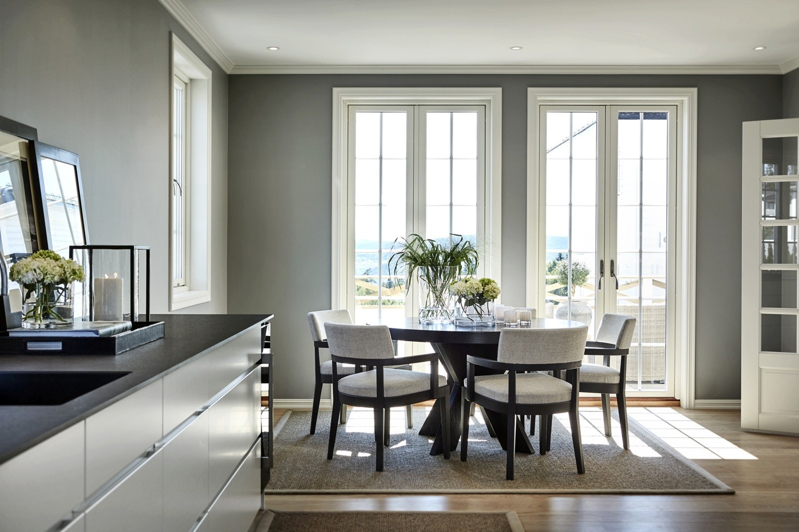 Bildene som benyttes i presentasjonen er fra andre hus Riis Bygg har oppført og er ment som illustrasjon. Det kan være avvik mot leveransen. Galleribilde