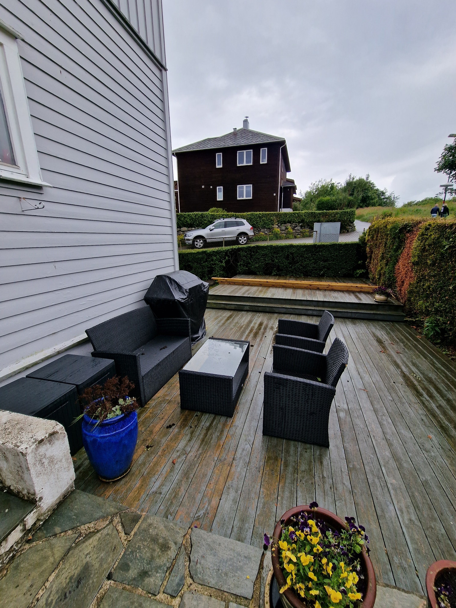 terrasse ved inngangsdør Galleribilde