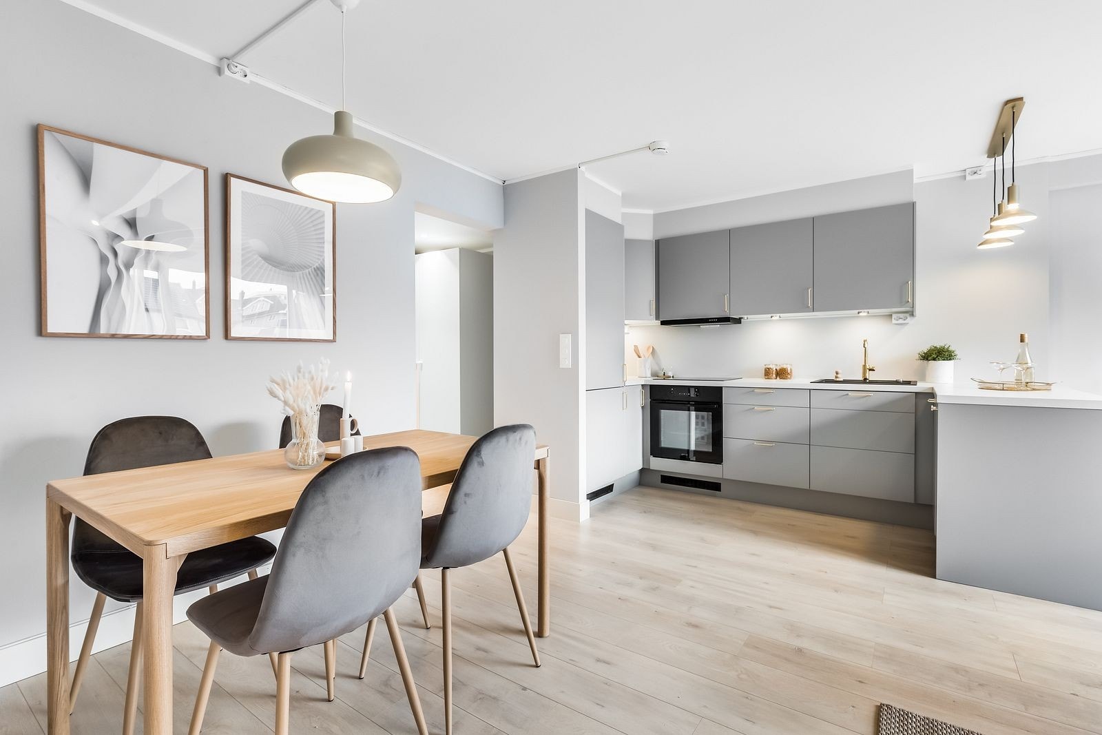 Stue og kjøkken Galleribilde