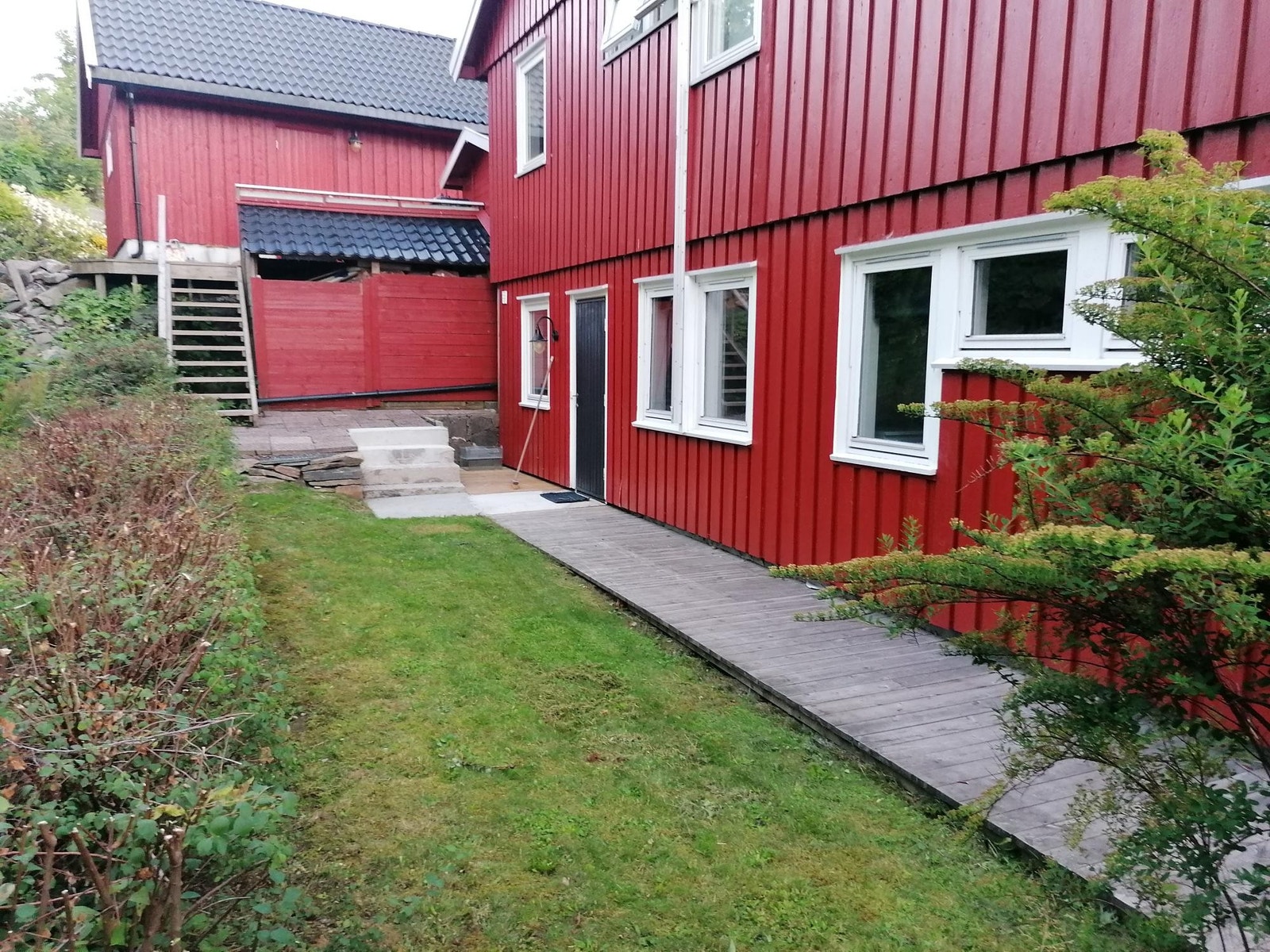 Usjenert uteplass Galleribilde