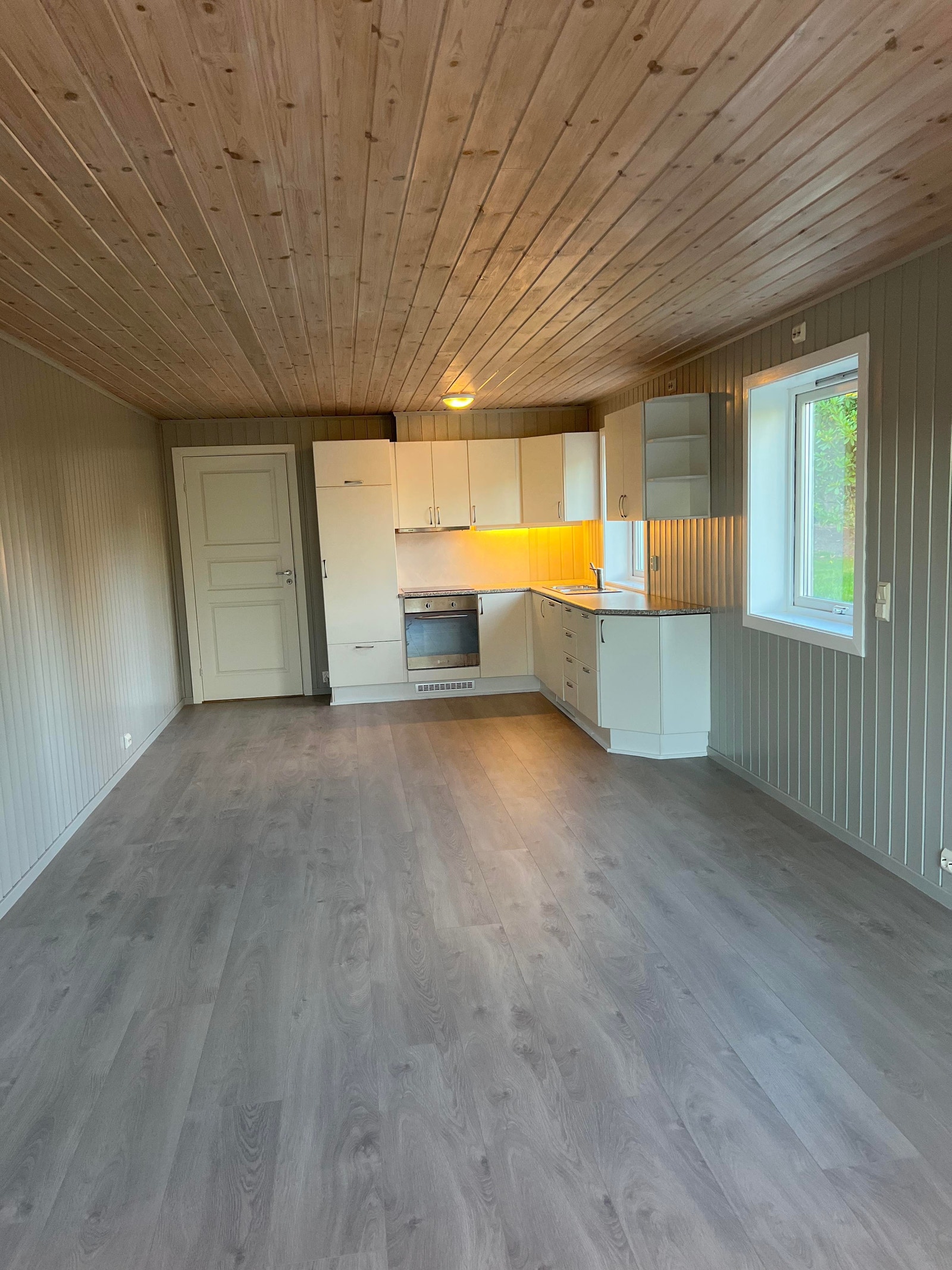 Stue/kjøkken Galleribilde