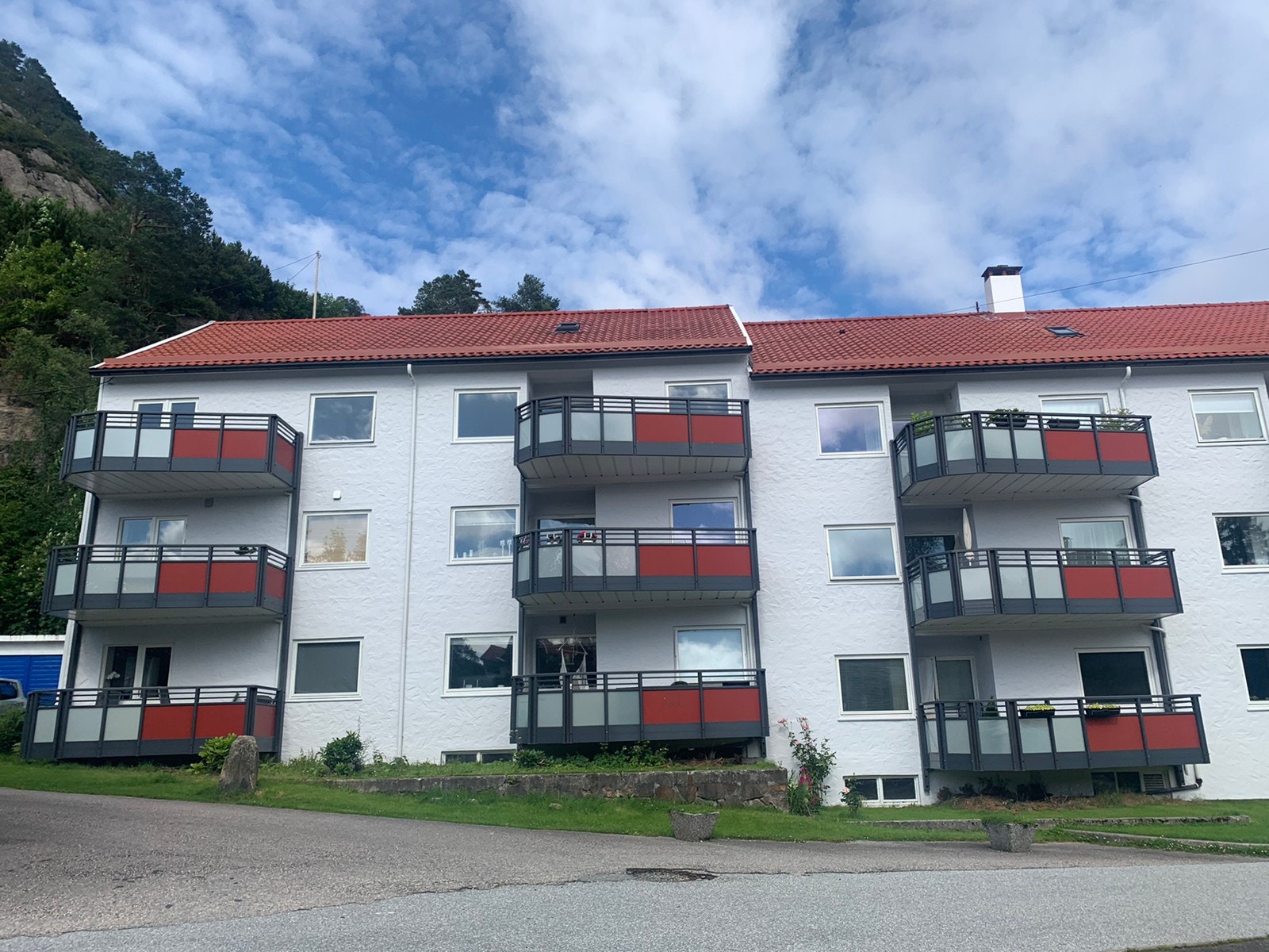 Sameiet er veldrevet og etablert. Vaktmester står for generelt vedlikehold. Fasaden ble også pusset opp i 2021 Galleribilde